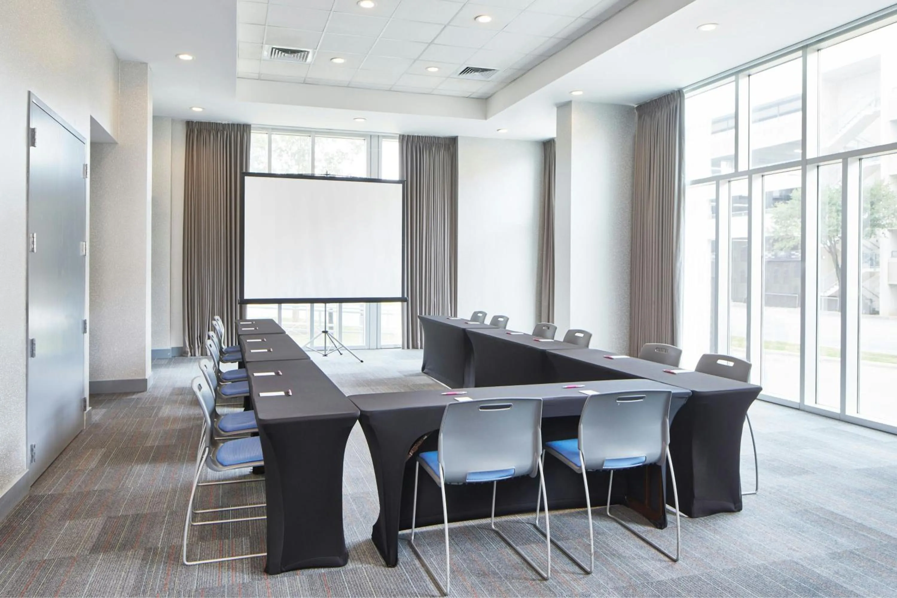 Meeting/conference room in Aloft Austin at The Domain