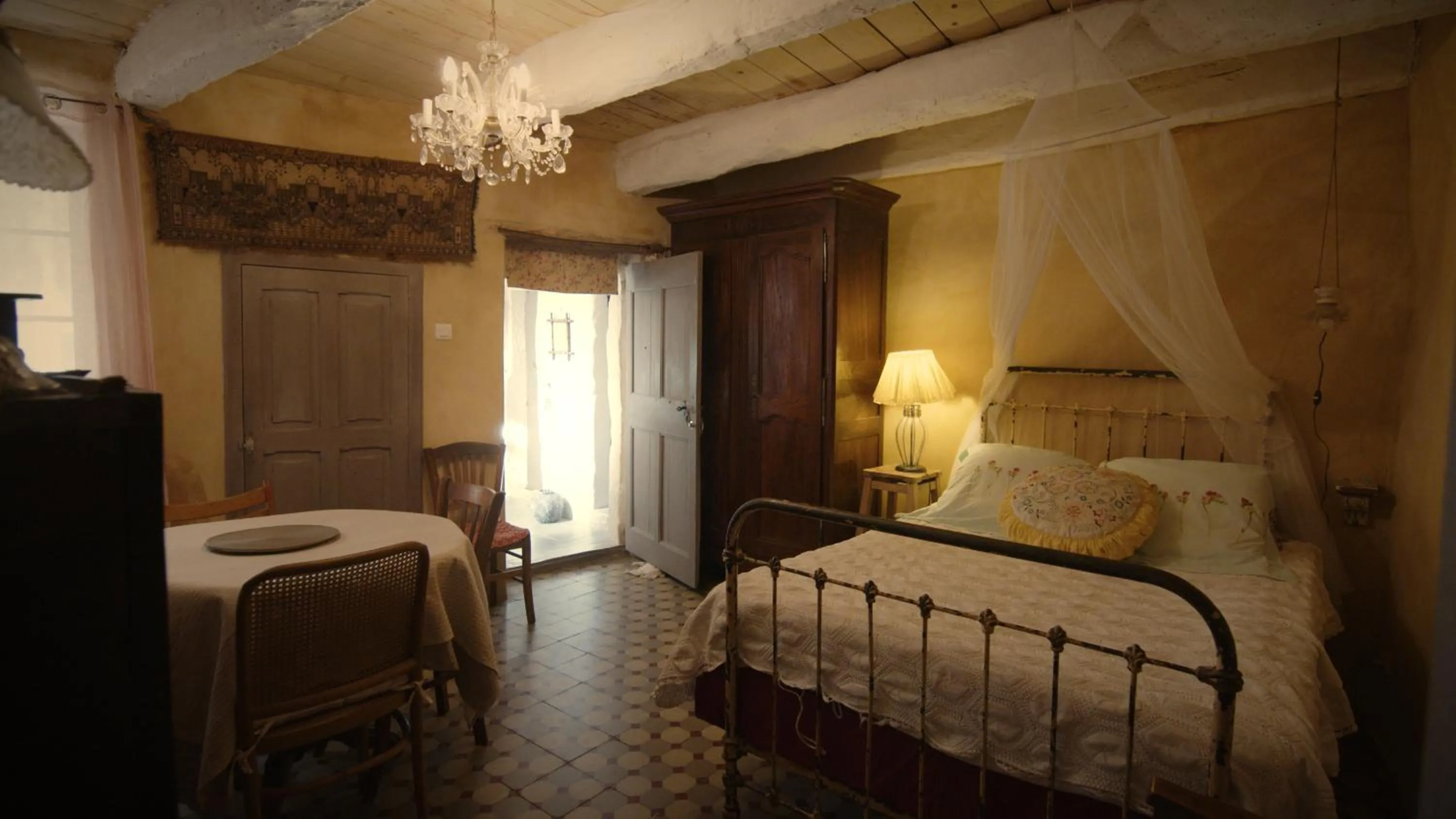 Bed in Les chambres d'Elise