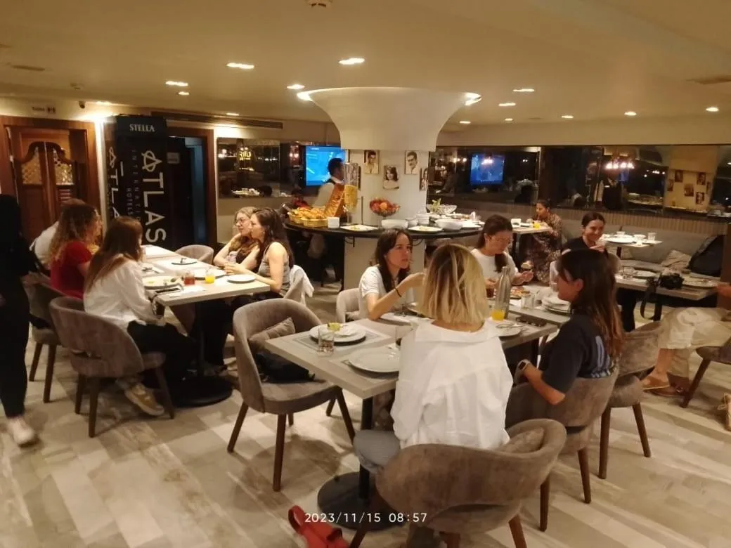 Restaurant/places to eat in Atlas International Hotels