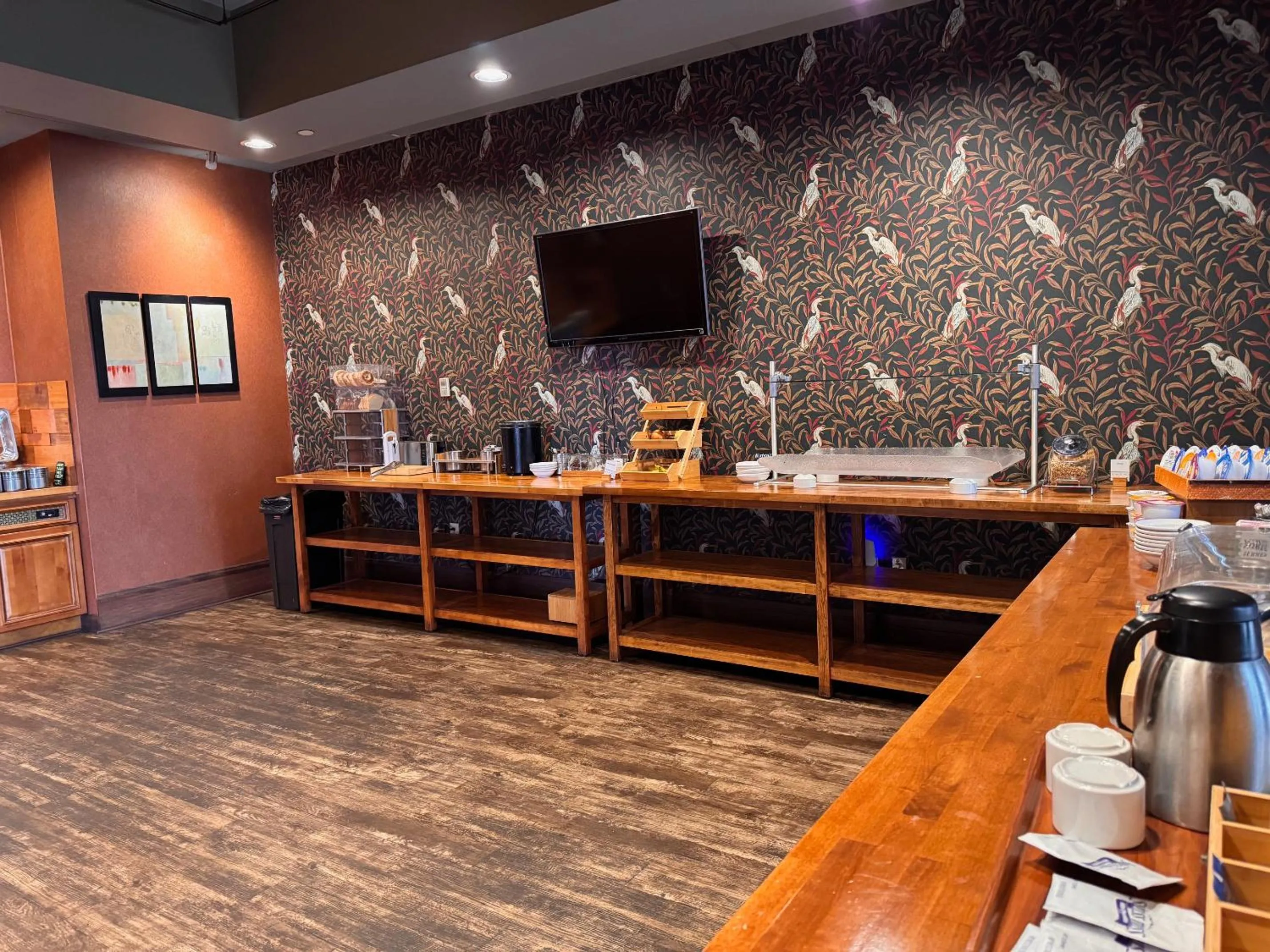 Breakfast in The Tudor Arms Hotel Cleveland - a DoubleTree by Hilton