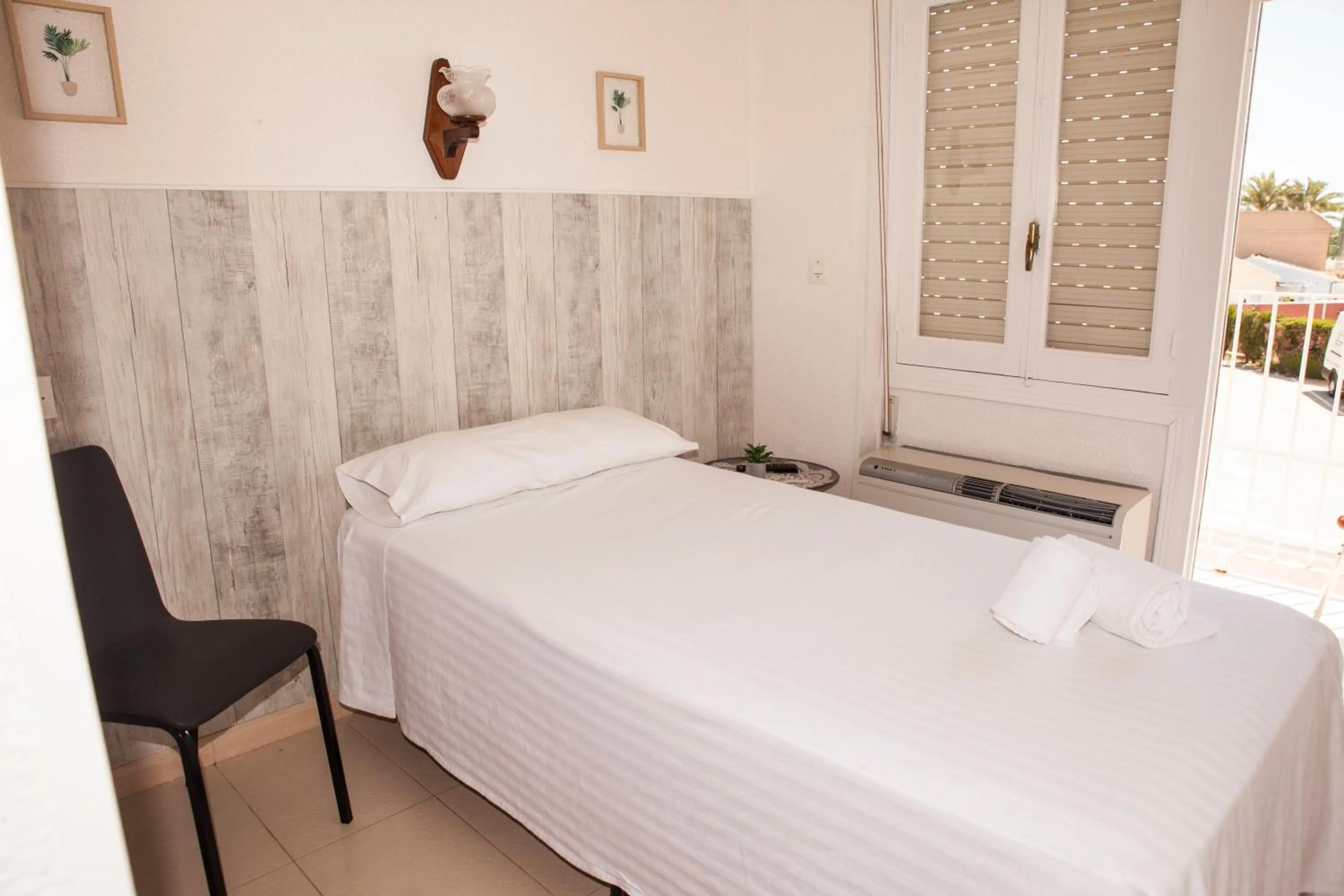 Single Room in Hotel Montemar
