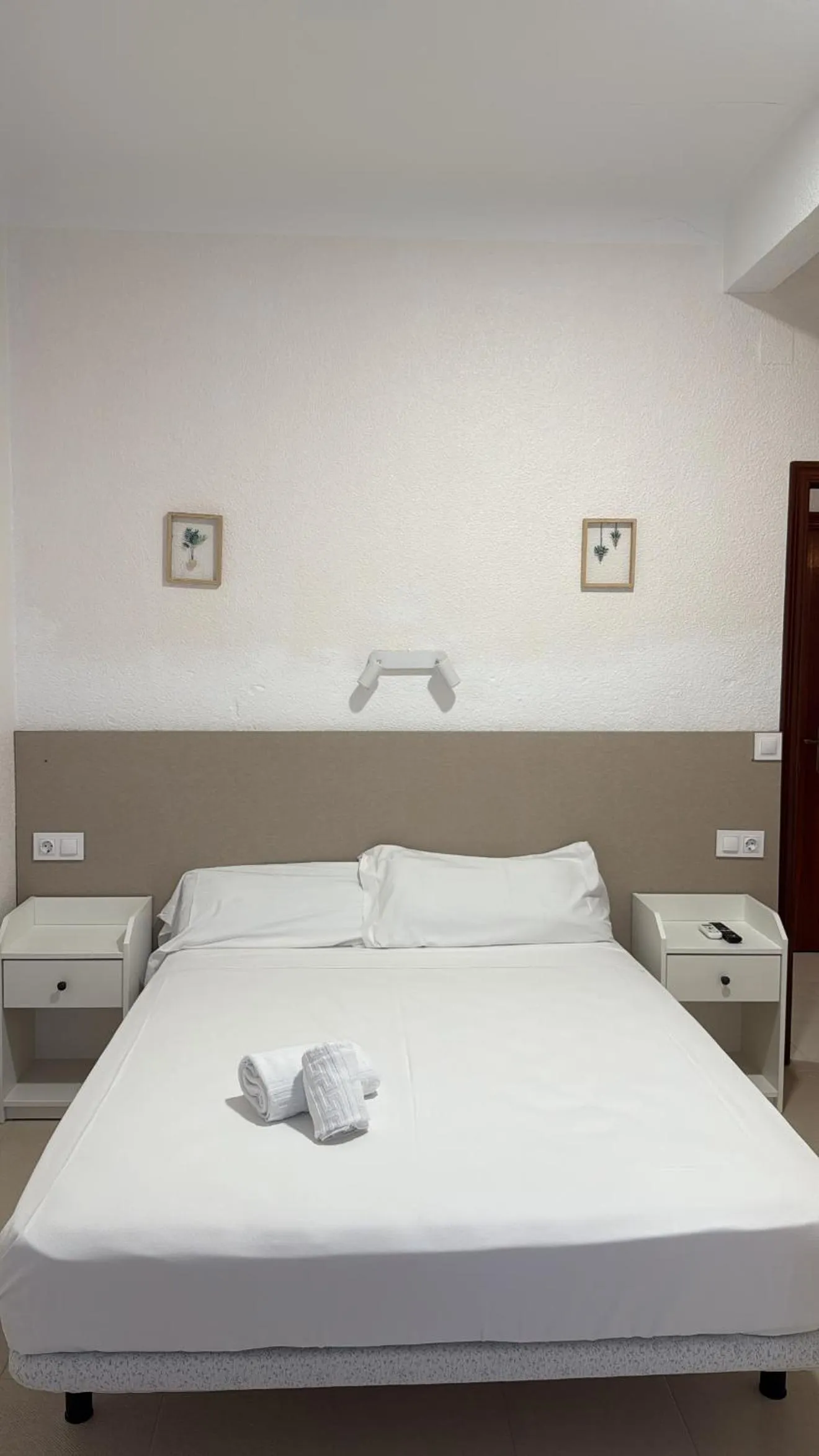 Bed in Hotel Bennington