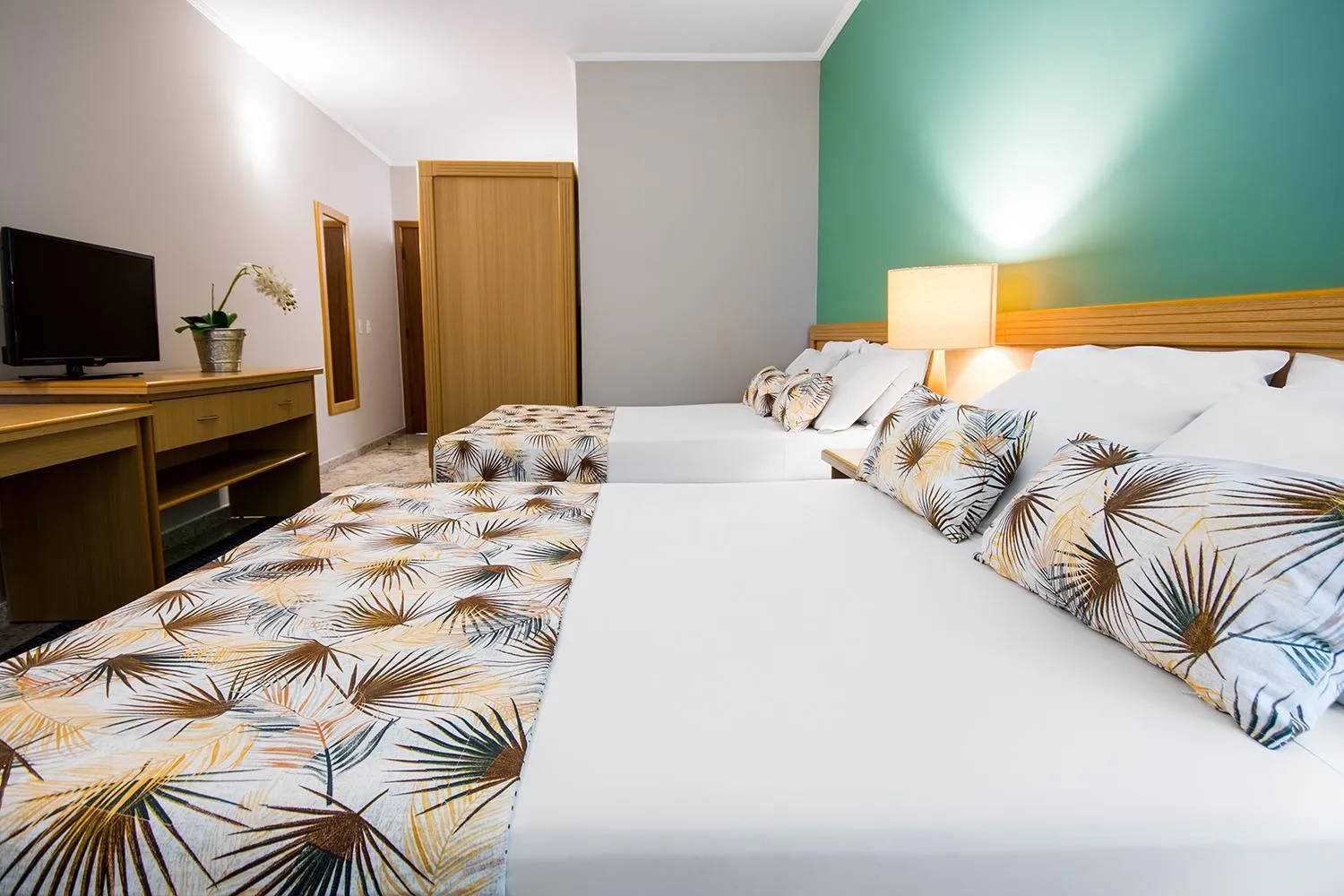 Bedroom, Bed in Hotel Golden Park All Inclusive Poços de Caldas By Nacional Inn