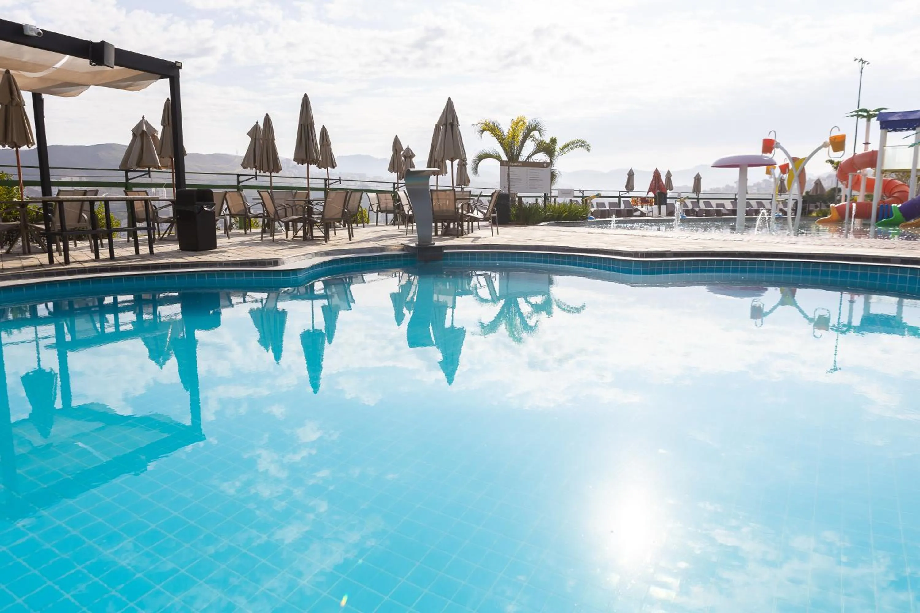 Pool view in Hotel Golden Park All Inclusive Poços de Caldas By Nacional Inn