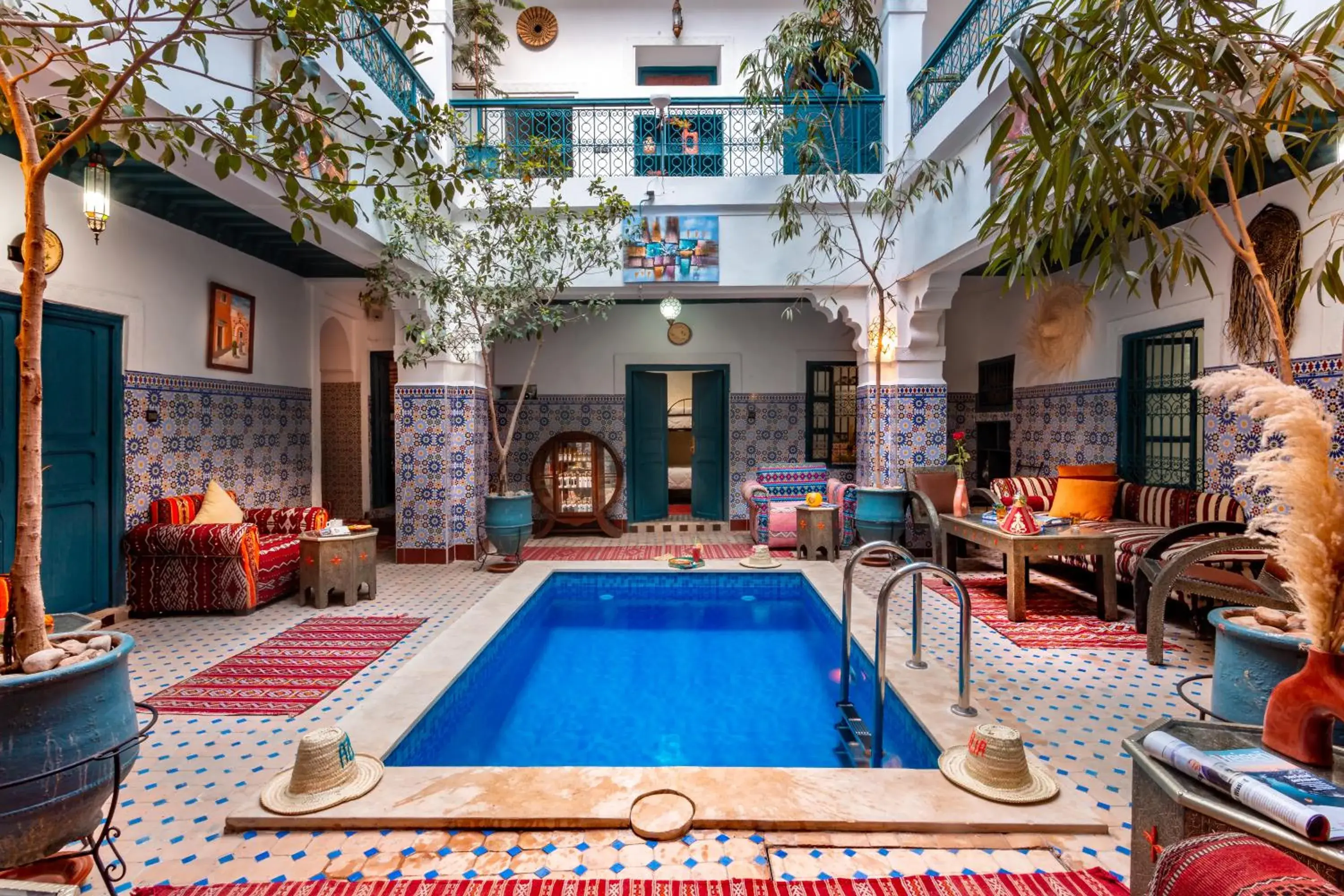 Riad Azalia Riad Azalia