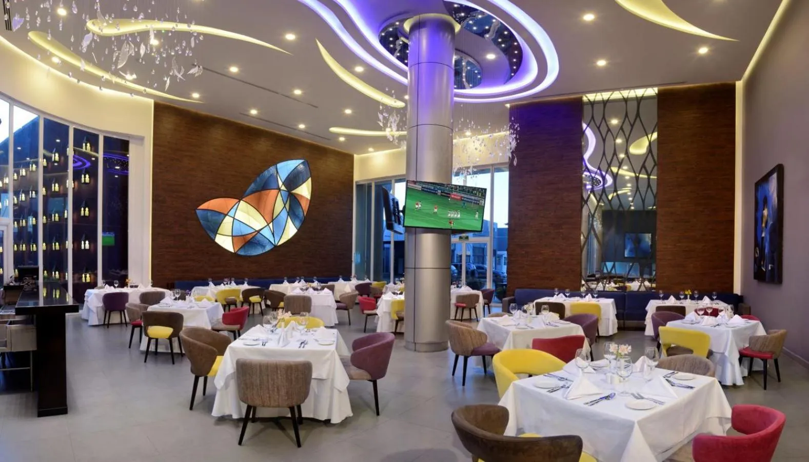 Restaurant/places to eat in HS HOTSSON Smart León Centro Max