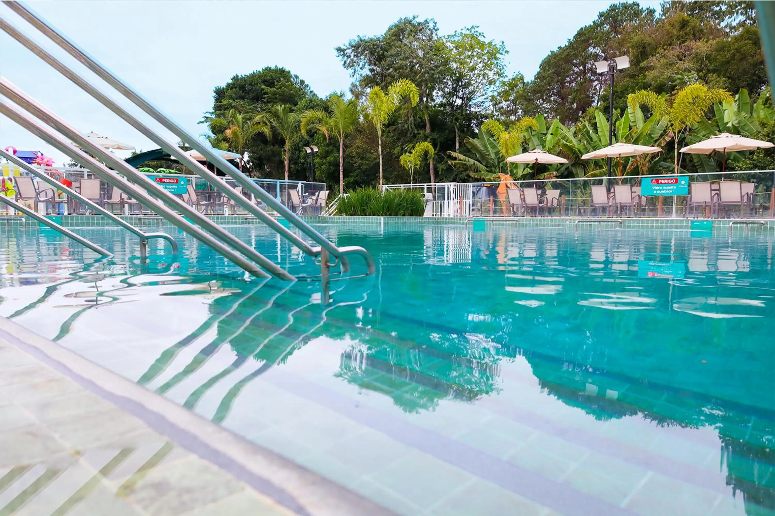 Swimming pool in Hotel Vilage Inn All Inclusive Poços de Caldas By Nacional Inn