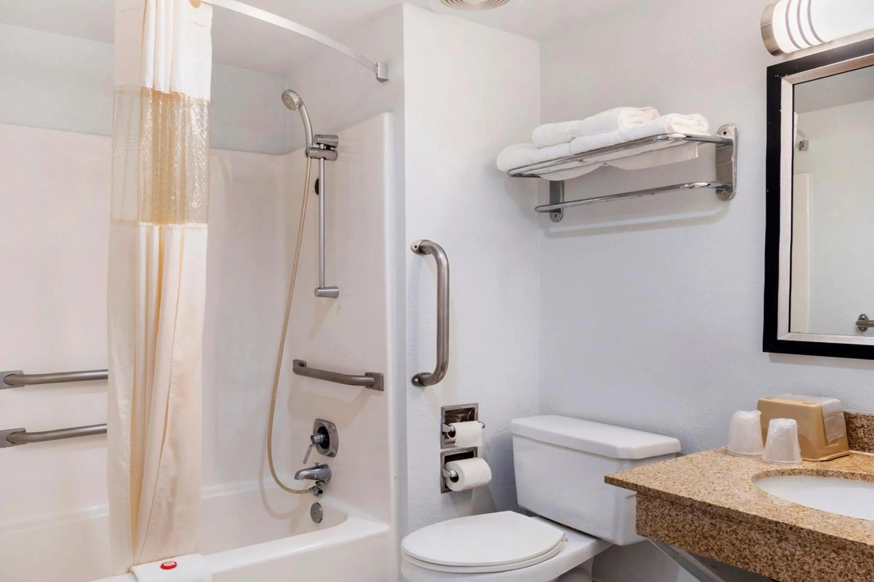 Bathroom in OYO Townhouse Dodge City KS