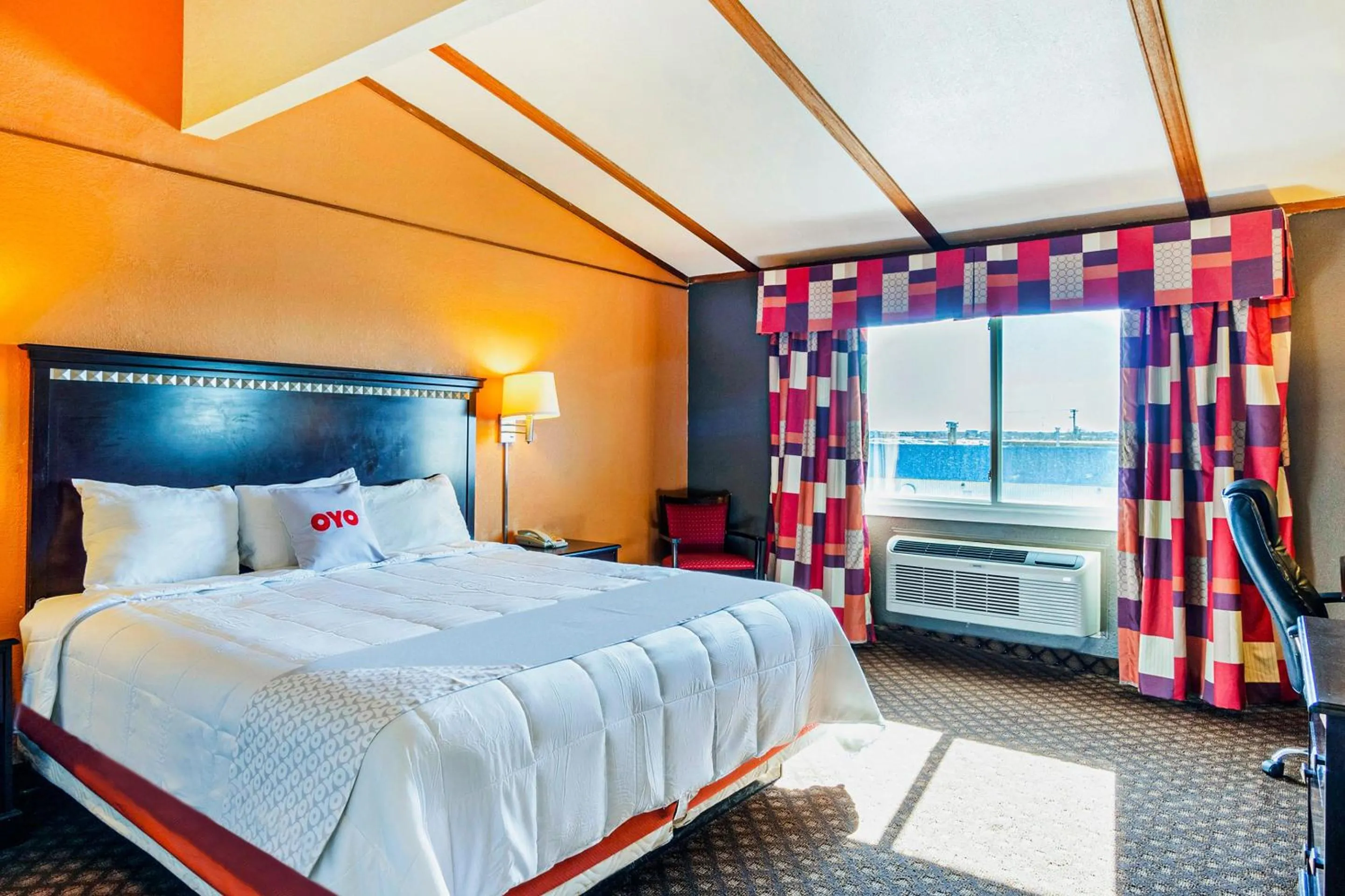 Bedroom, Bed in OYO Townhouse Dodge City KS