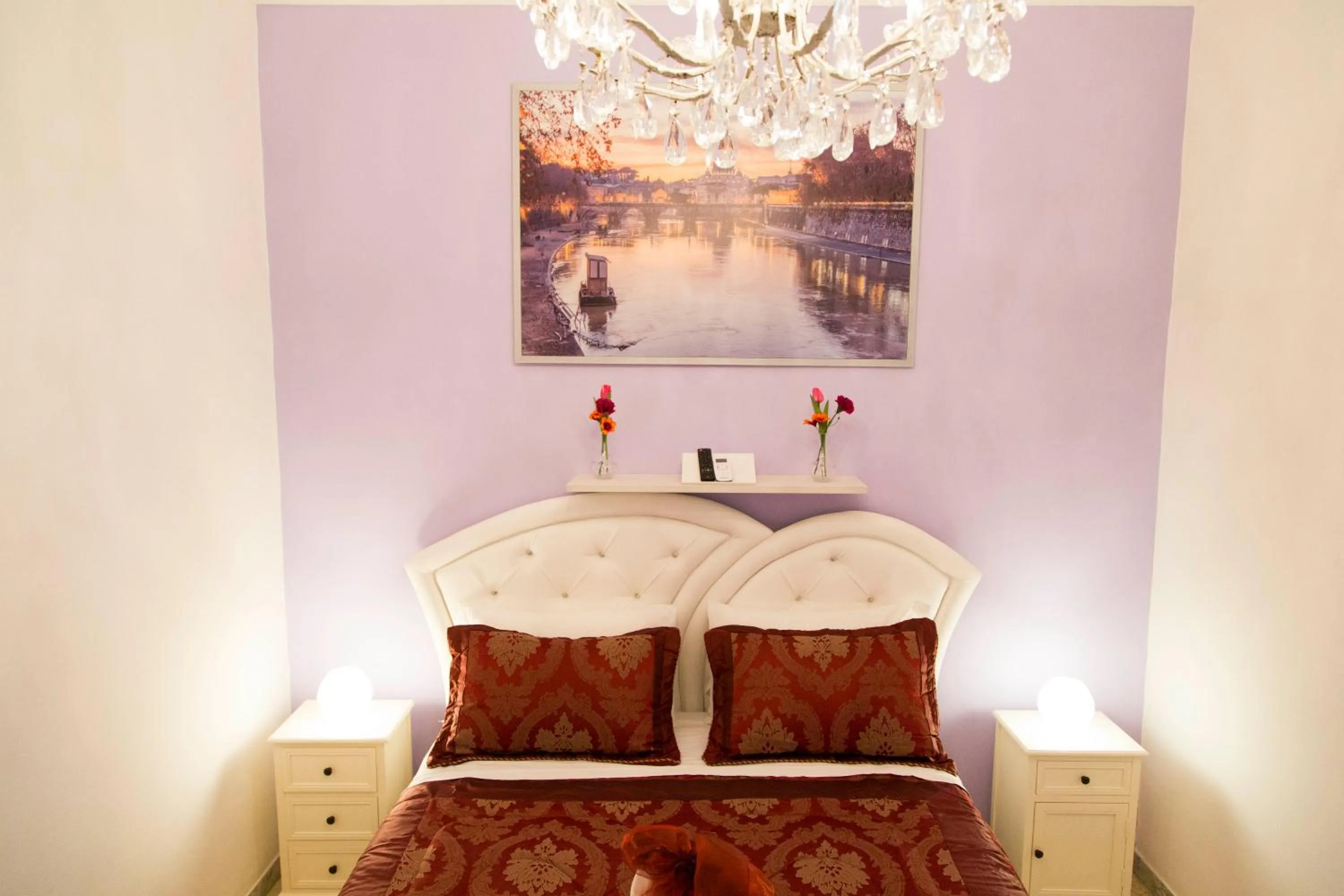 Bed in Royal Vatican