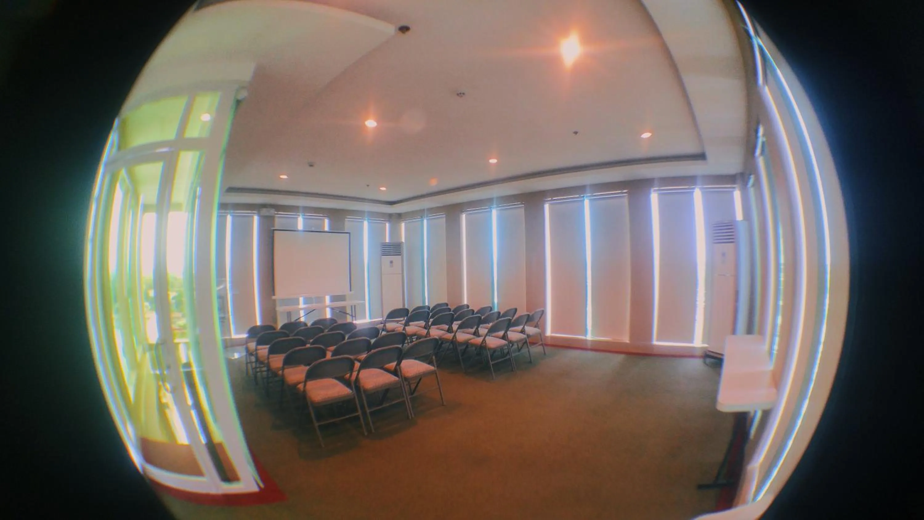Meeting/conference room in Dalian Peak Hotel