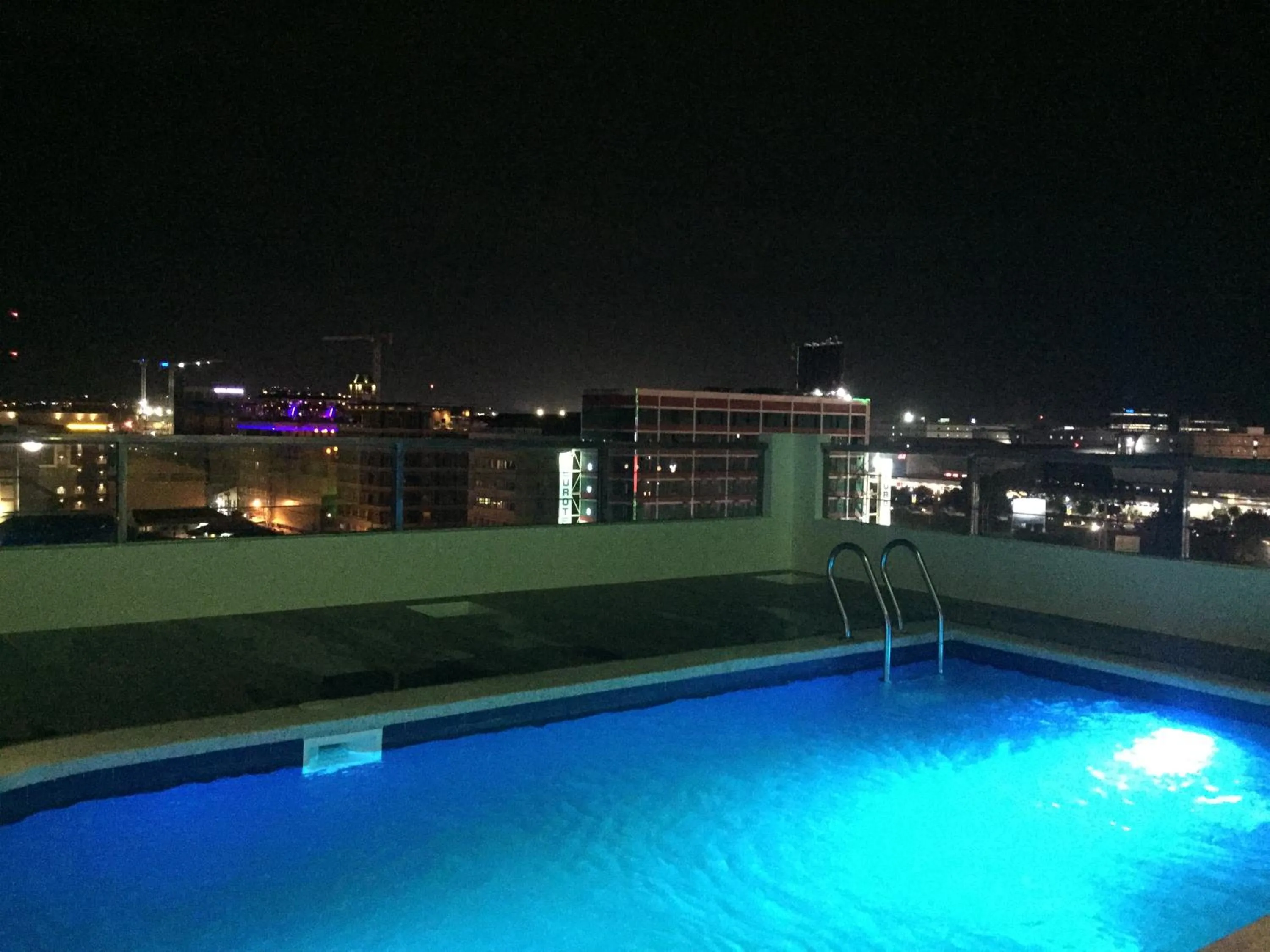 Property building in Dalian Peak Hotel