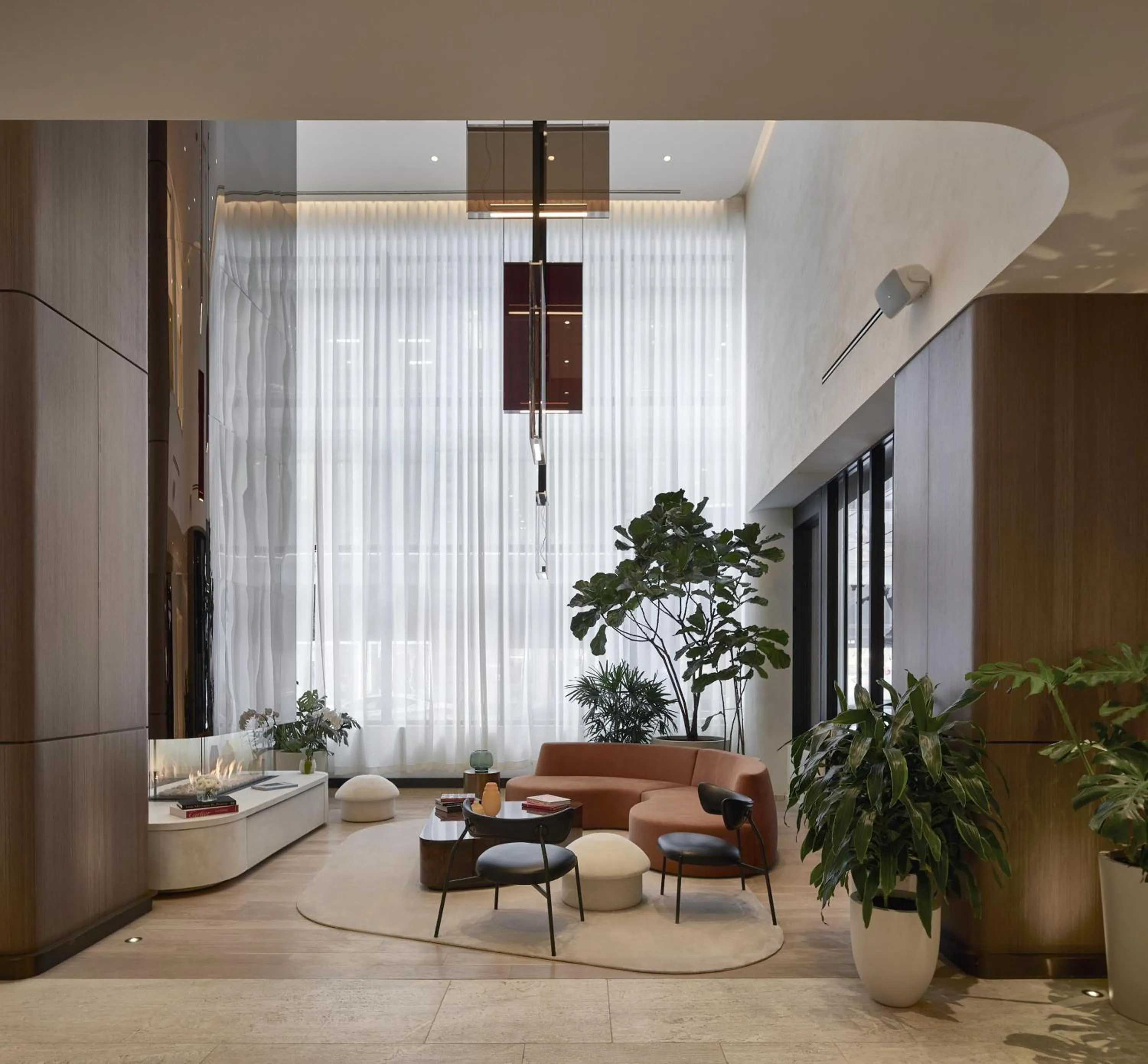Lobby or reception in Vogue Hotel Montreal Downtown, Curio Collection by Hilton