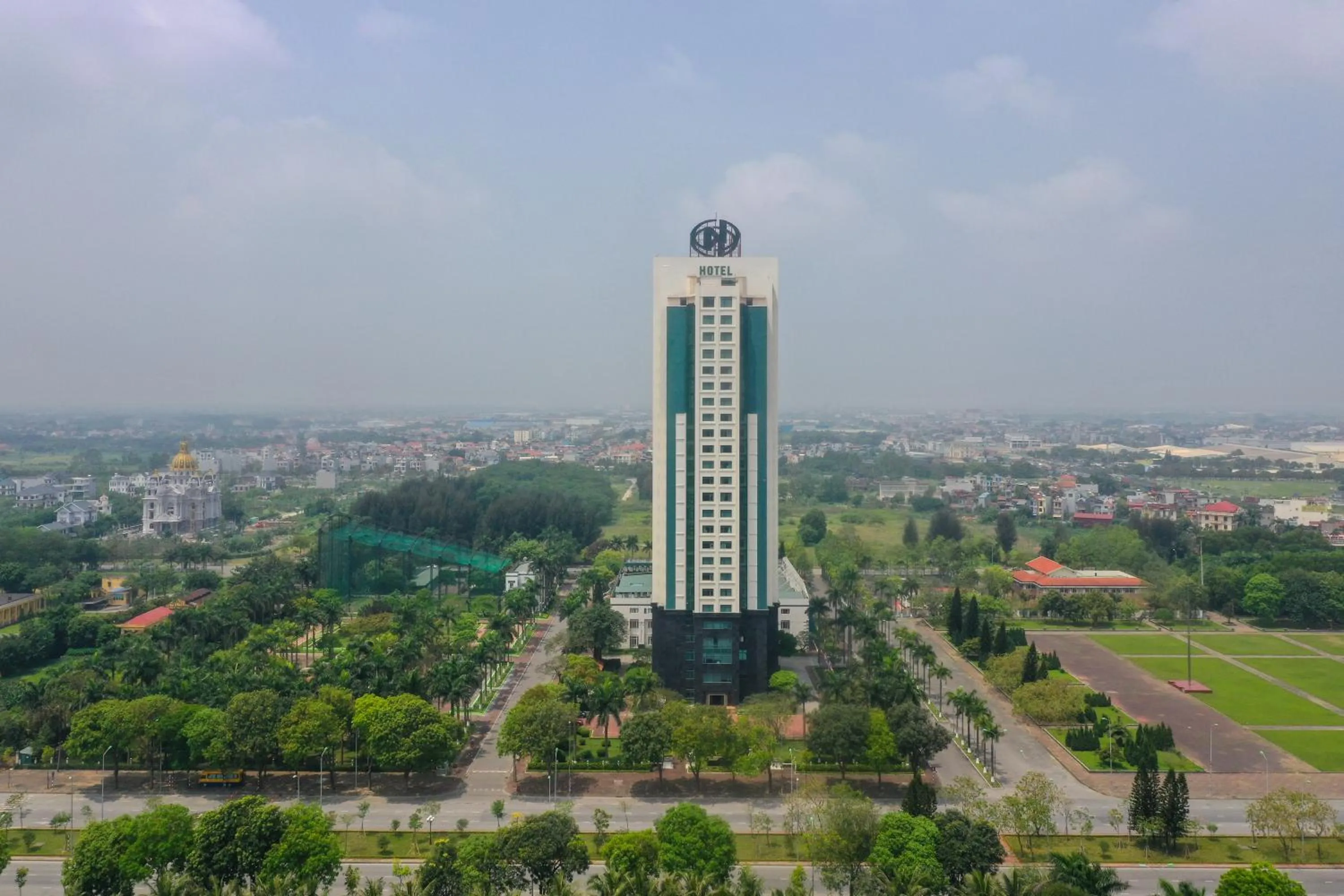 Property building in Nam Cuong Hai Duong Hotel