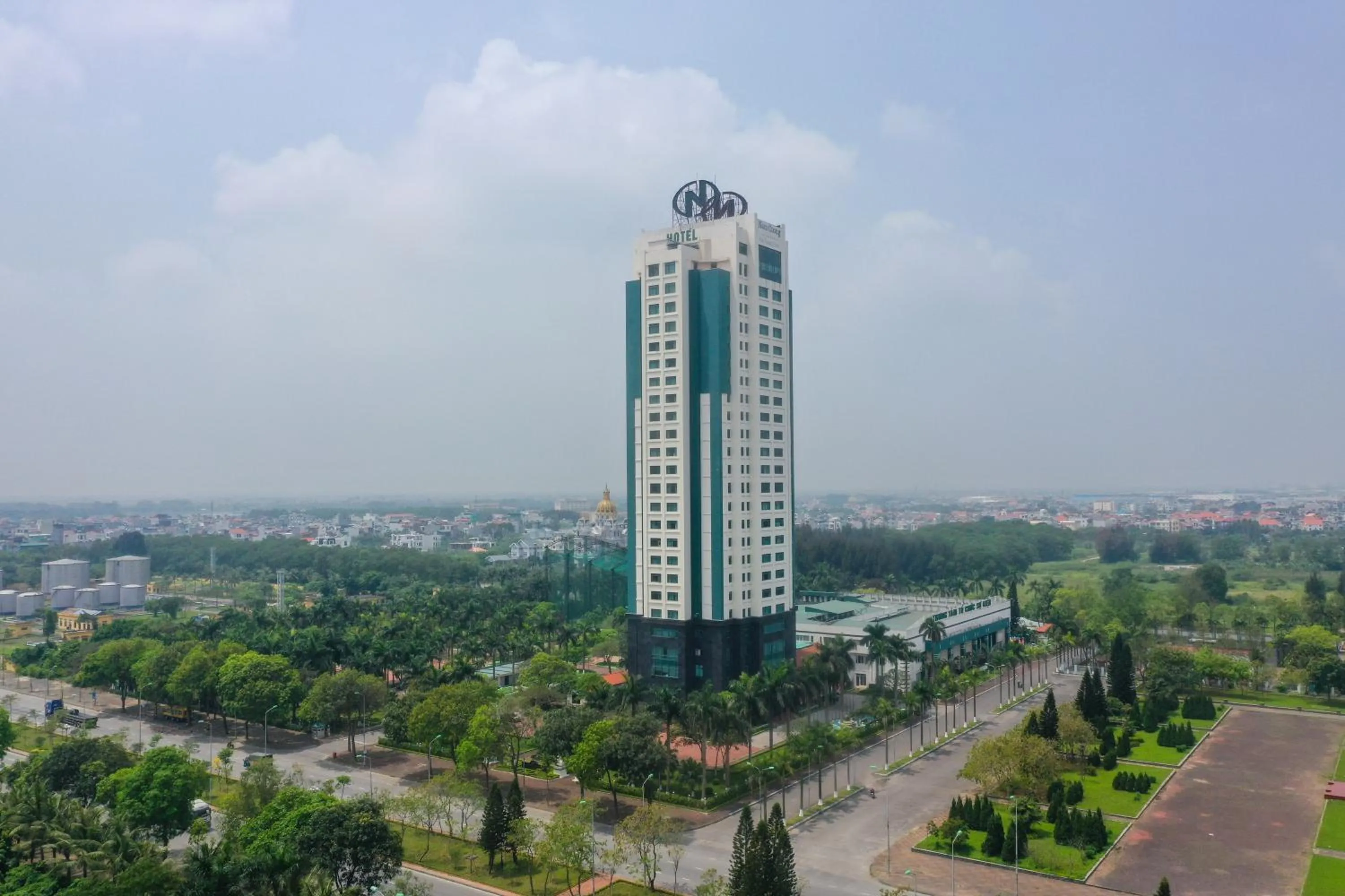 Property building in Nam Cuong Hai Duong Hotel