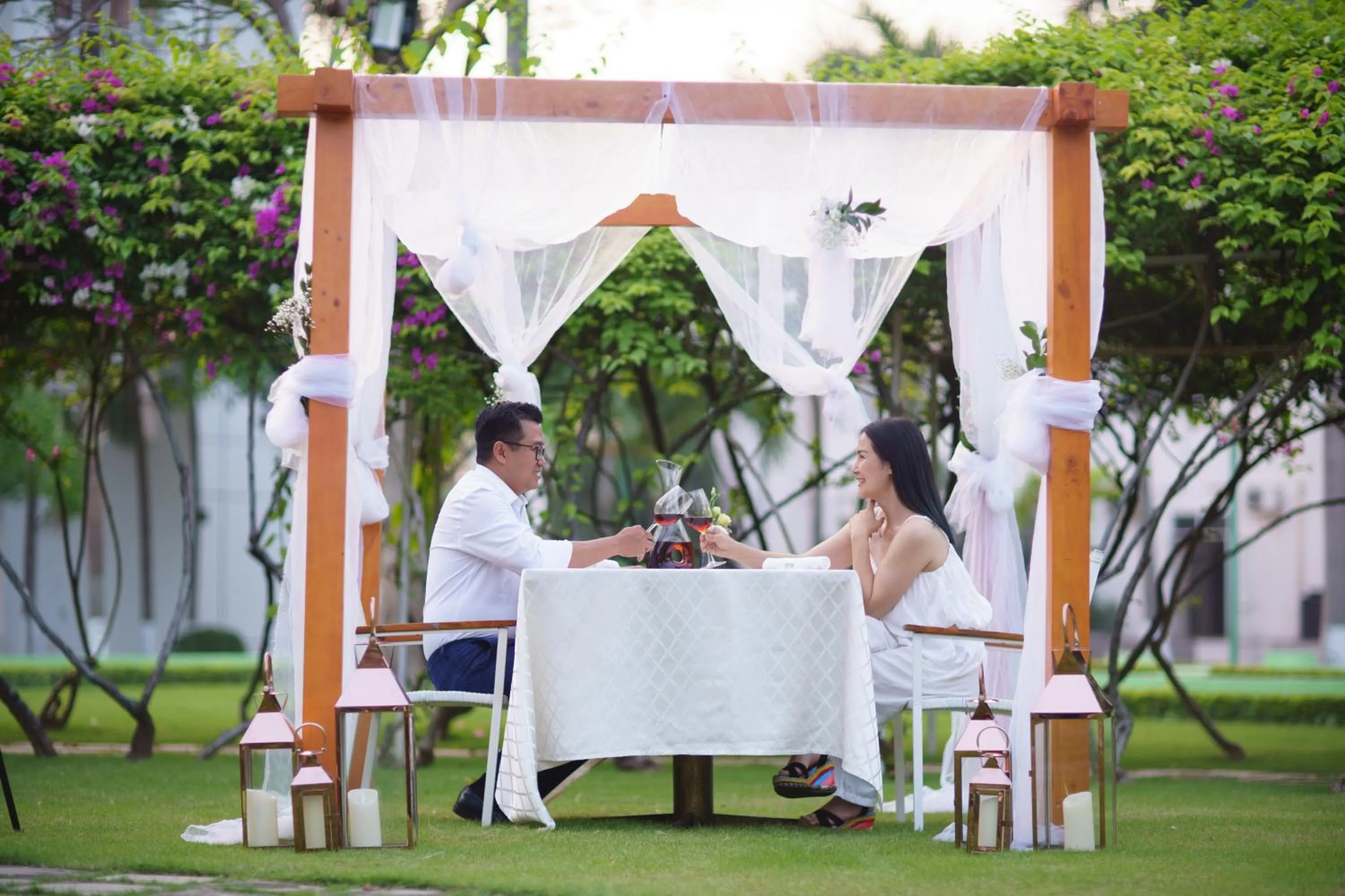 Patio in Nam Cuong Hai Duong Hotel