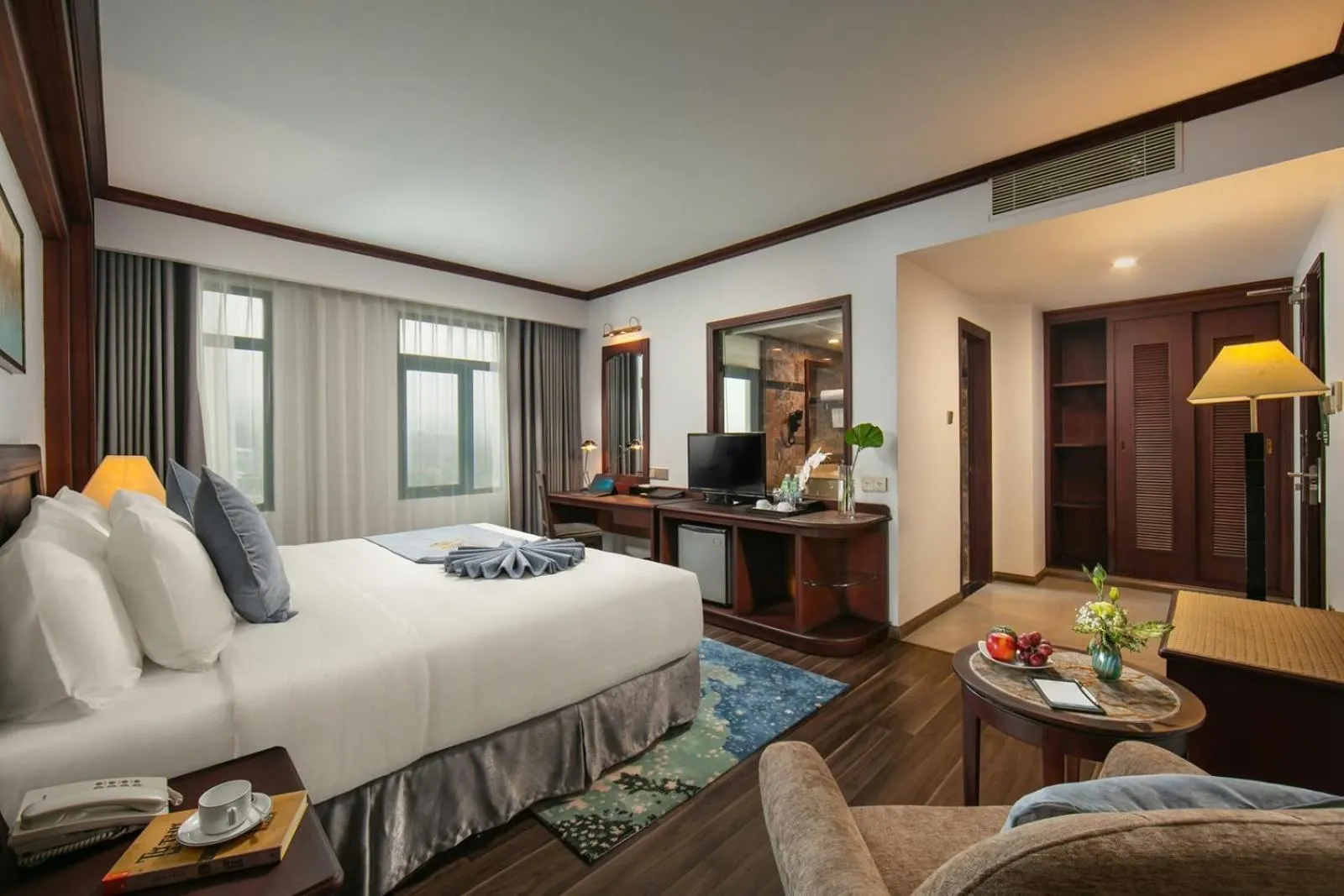 Bedroom, Bed in Nam Cuong Hai Duong Hotel