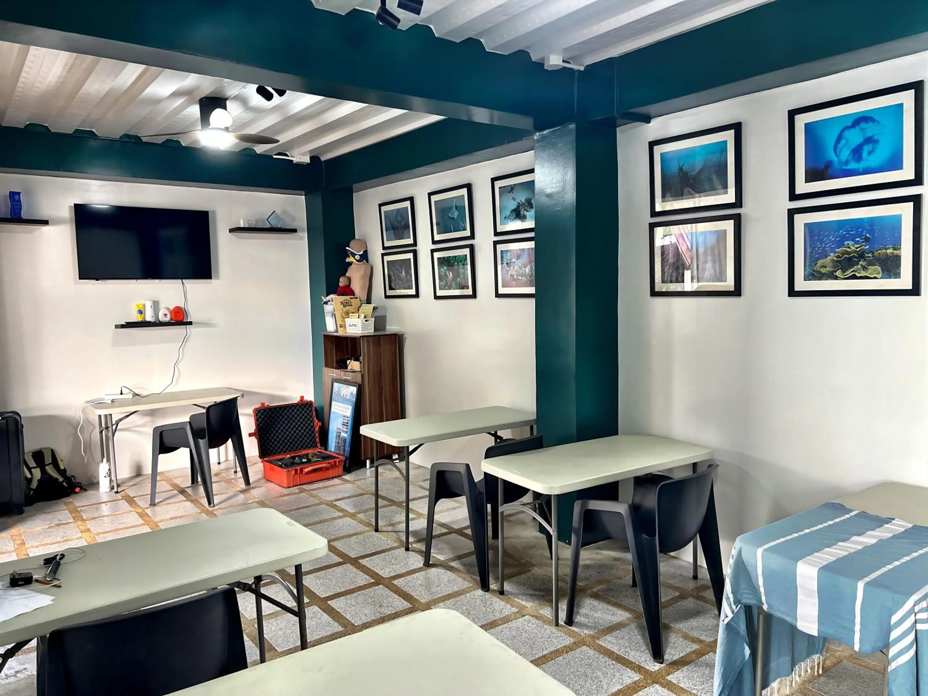 Diving in Neptune Diving Resort Moalboal