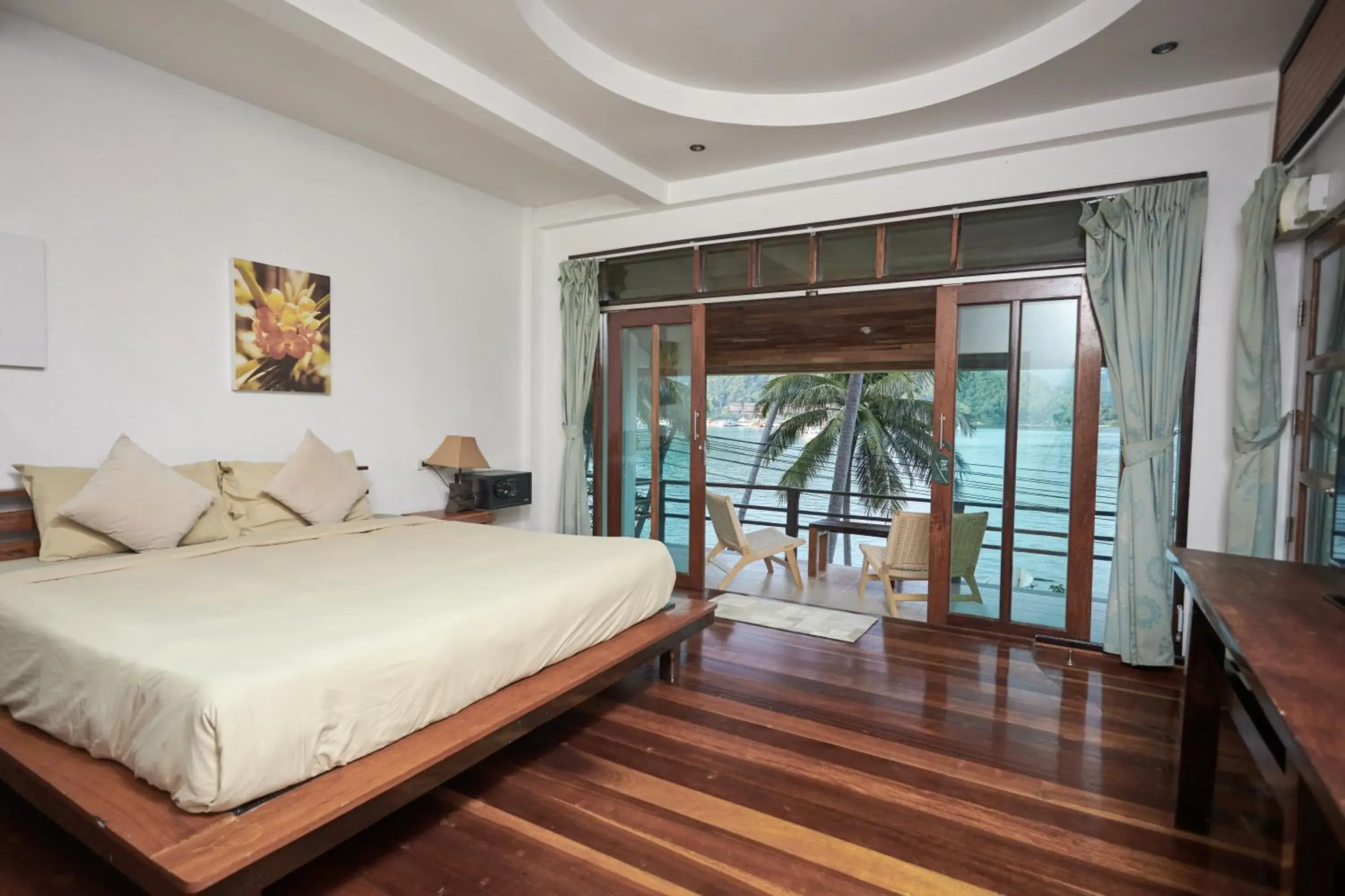 Deluxe Double Room - Beach Front in Resolution Resort Deluxe Double Room - Beach Front in Resolution Resort