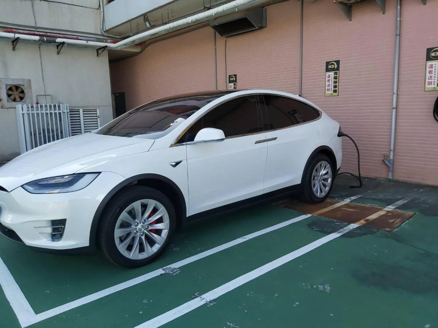 Property building in Kending Kaying Hotel