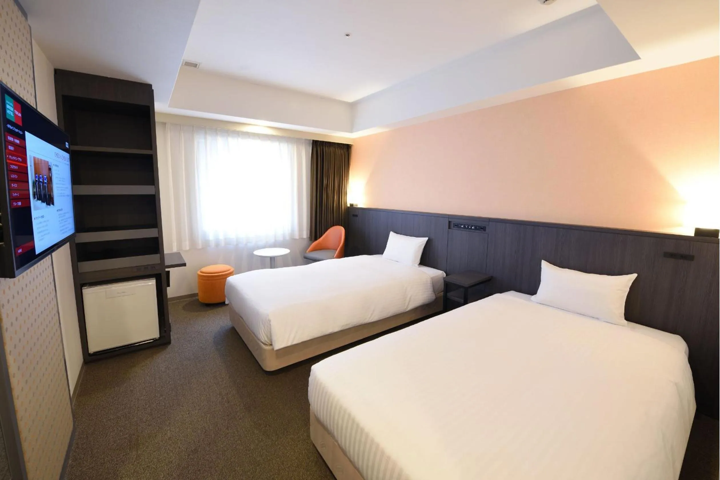 Photo of the whole room, Bed in Hakata Green Hotel Tenjin