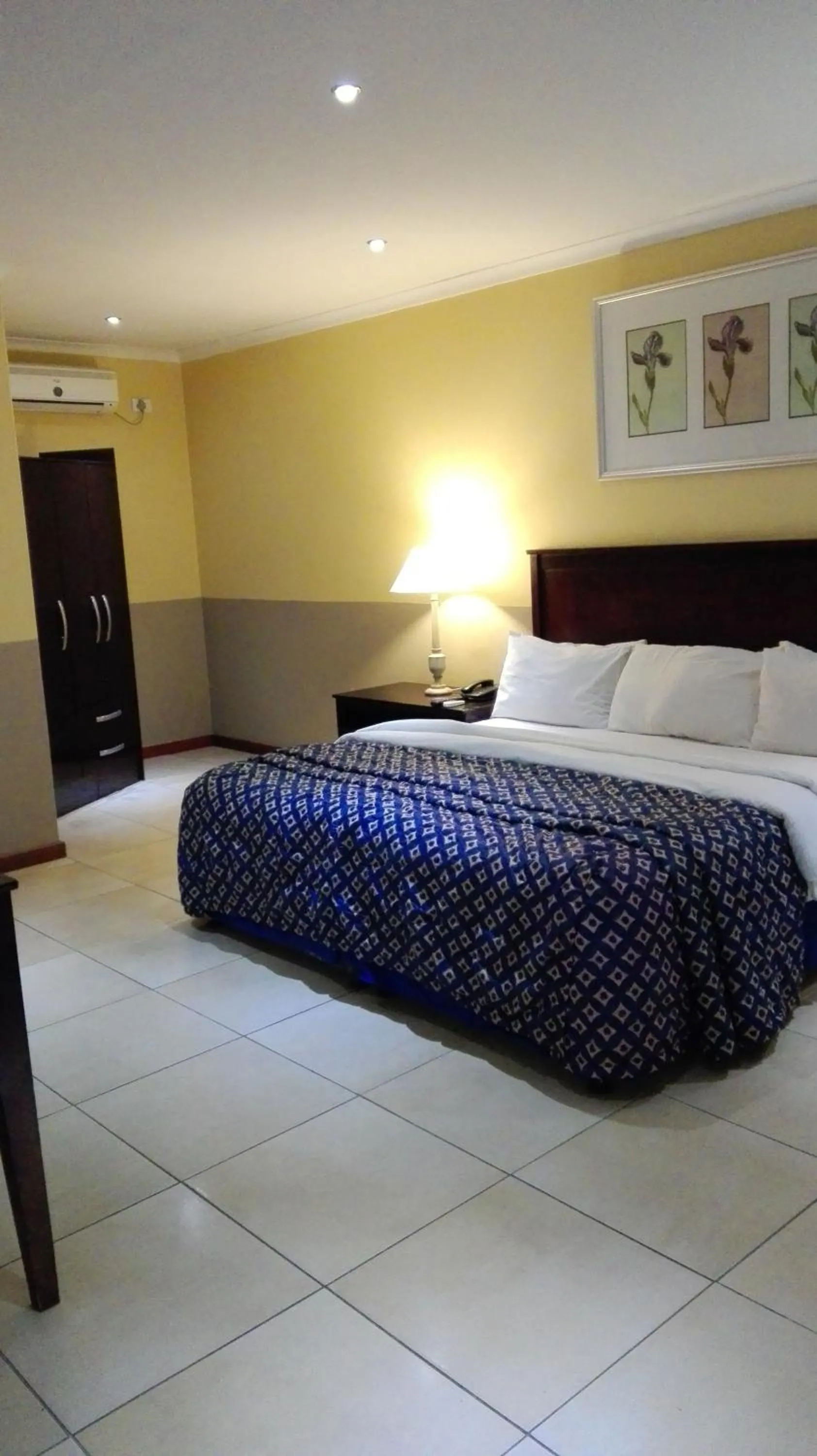 Bedroom, Bed in Villa Via Hotel Midrand