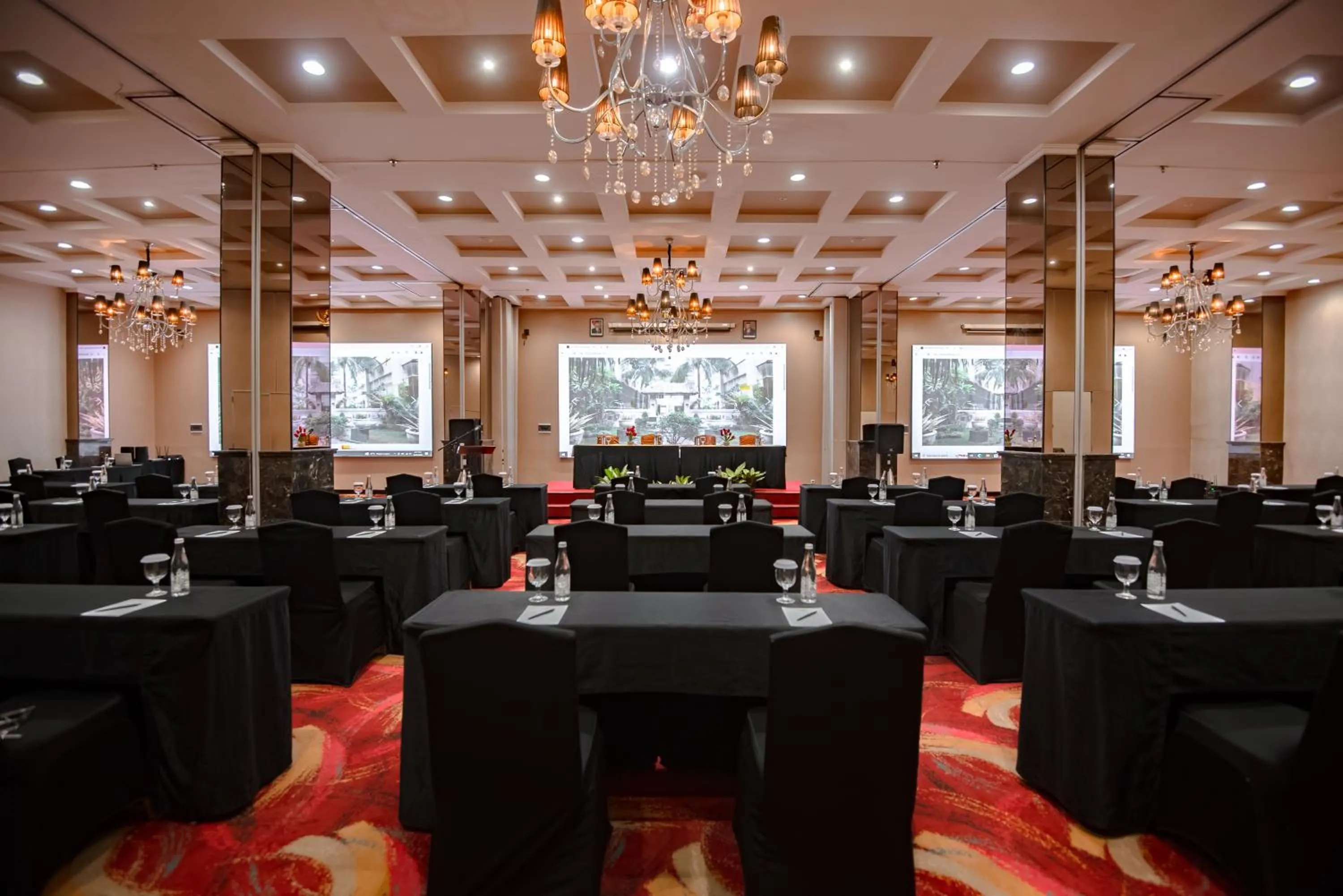 Meeting/conference room in The Mirah Hotel Bogor