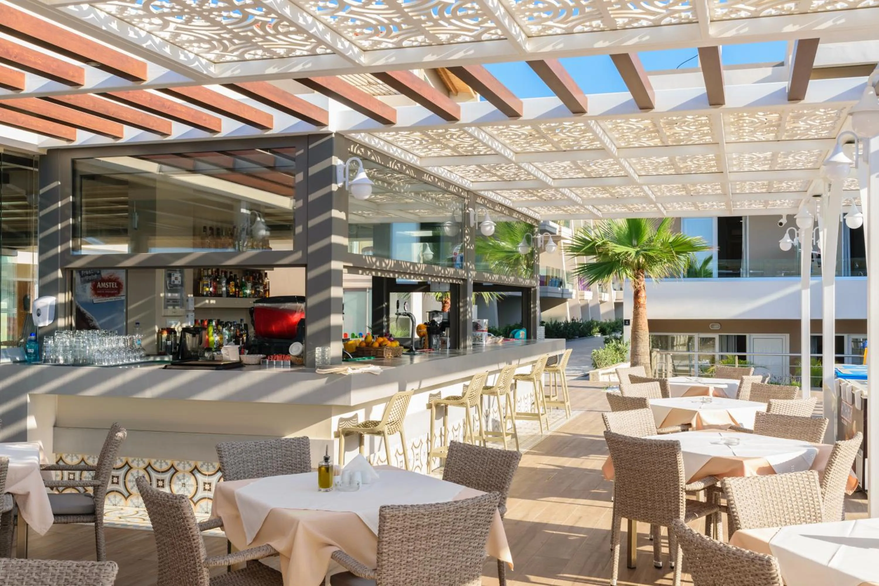 Restaurant/places to eat in Marika Beach Hotel