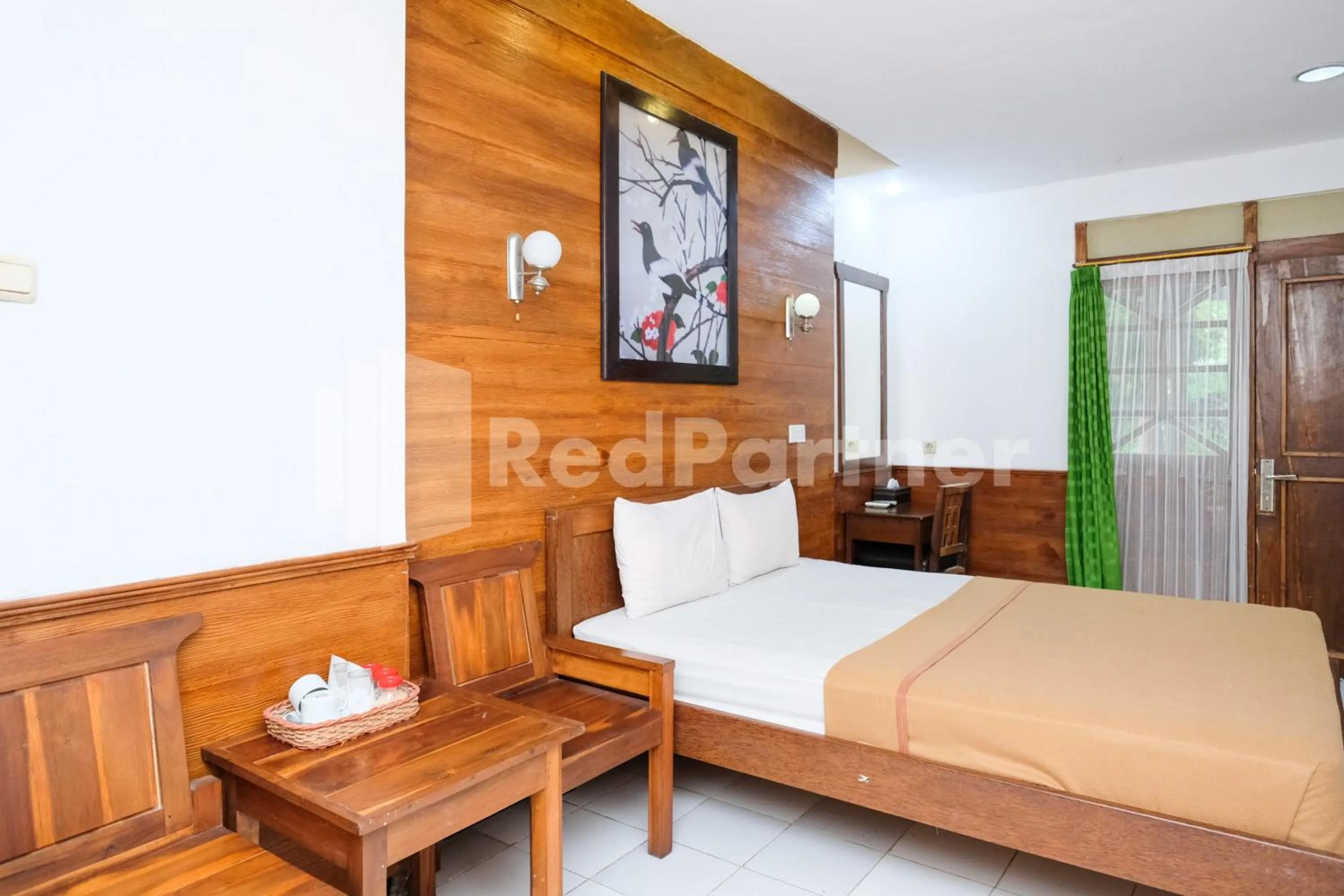 Bedroom, Bed in The Soemarsono Hotel near Ambarrukmo Plaza Mall RedPartner