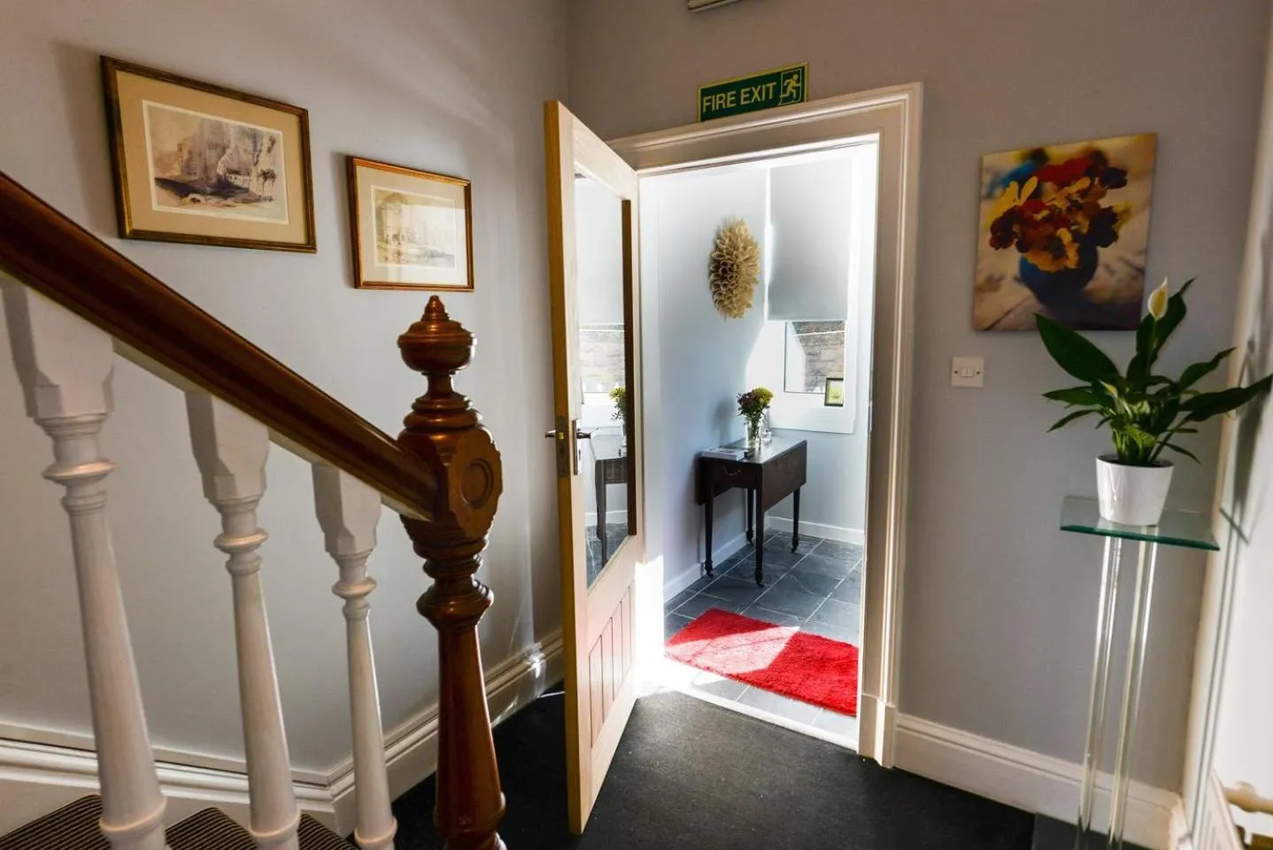 Facade/entrance in No. 1 Caberfeidh