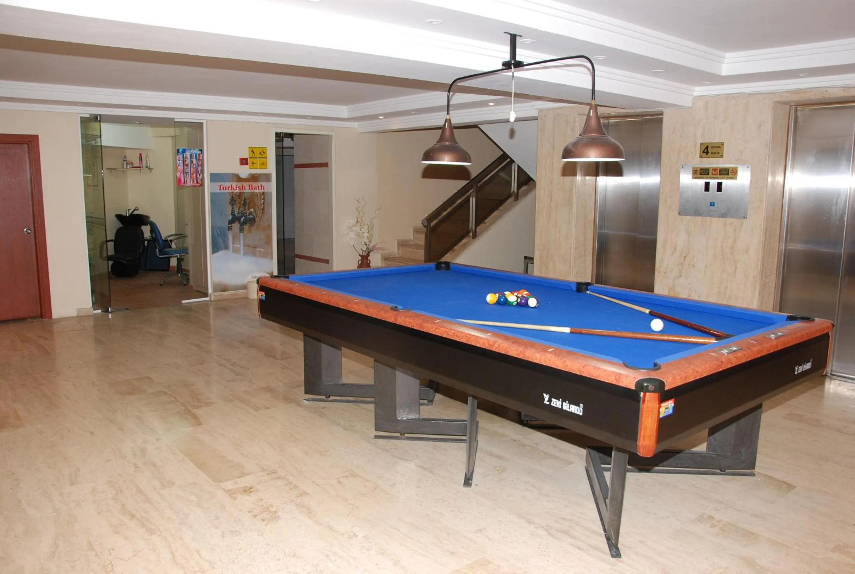 Billiard in Marbel Hotel by PalmWings