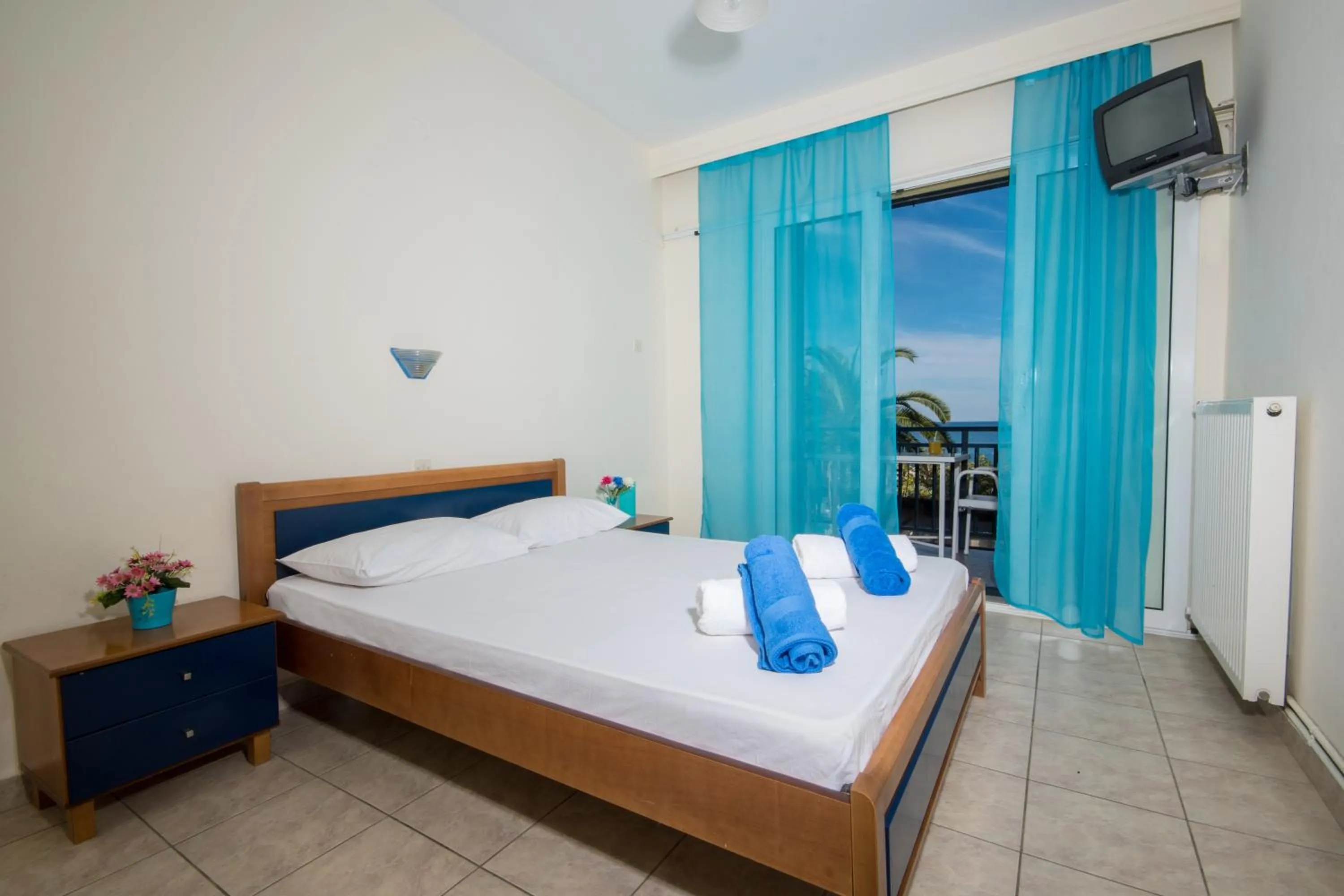 Photo of the whole room in Hotel Vlassis