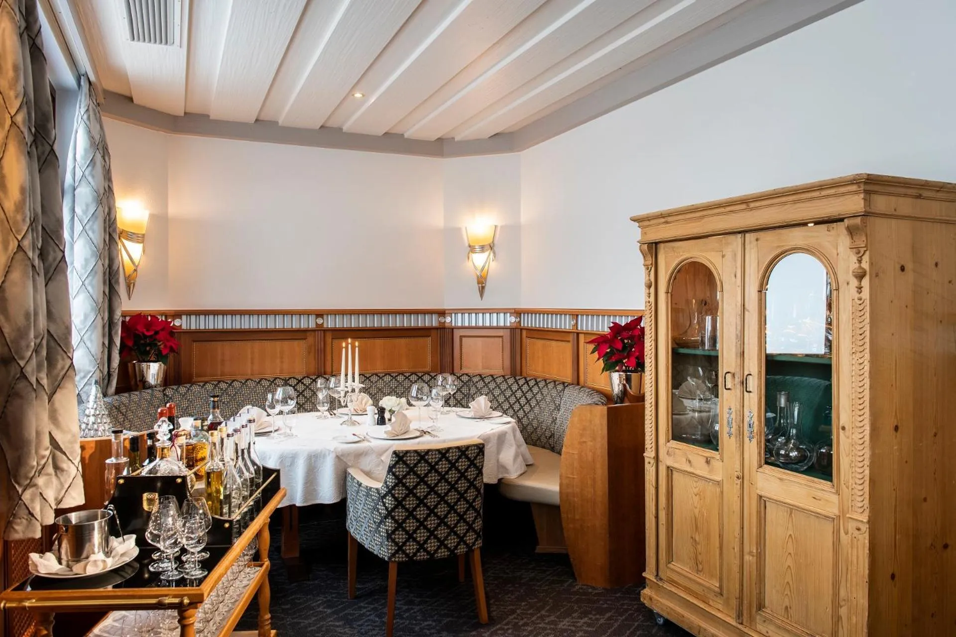 Restaurant/places to eat in Hotel & Chalet Montana