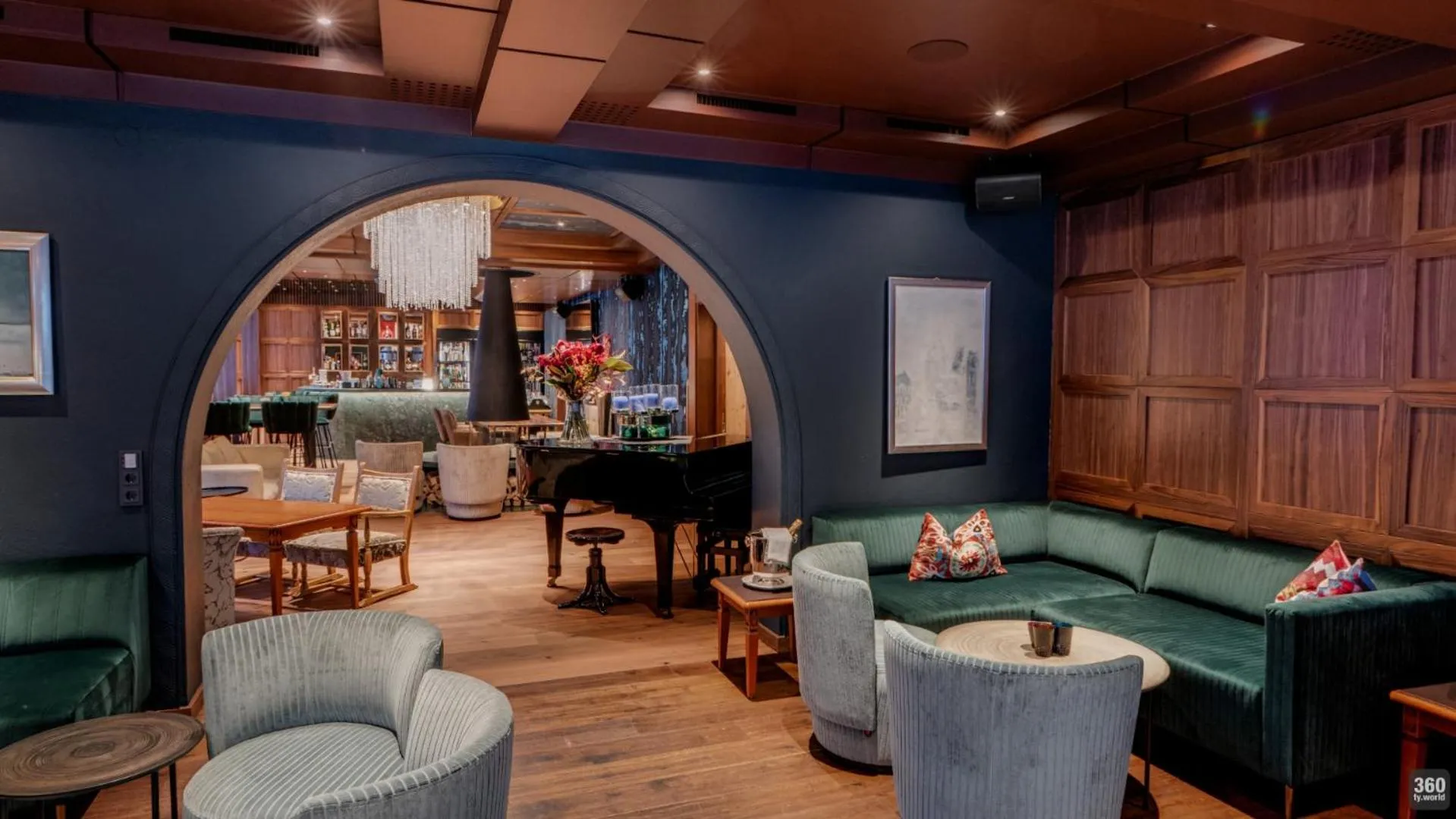 Lounge or bar in Hotel & Chalet Montana