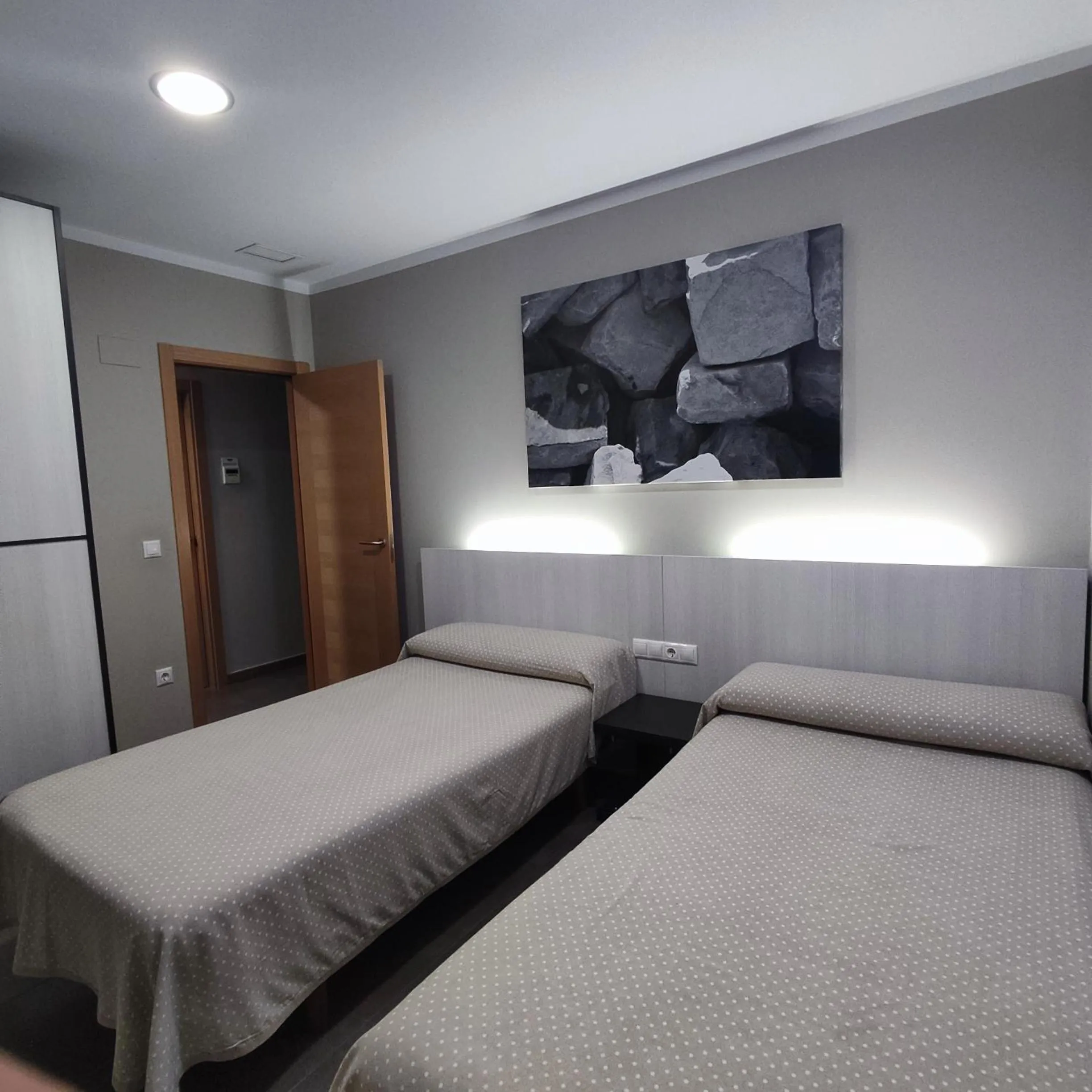 Photo of the whole room, Bed in Aparthotel Meseguer