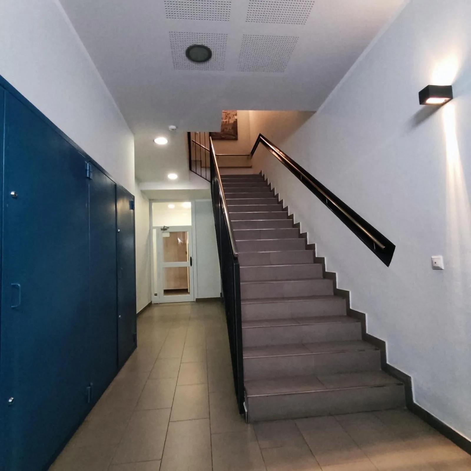 Property building in Aparthotel Meseguer