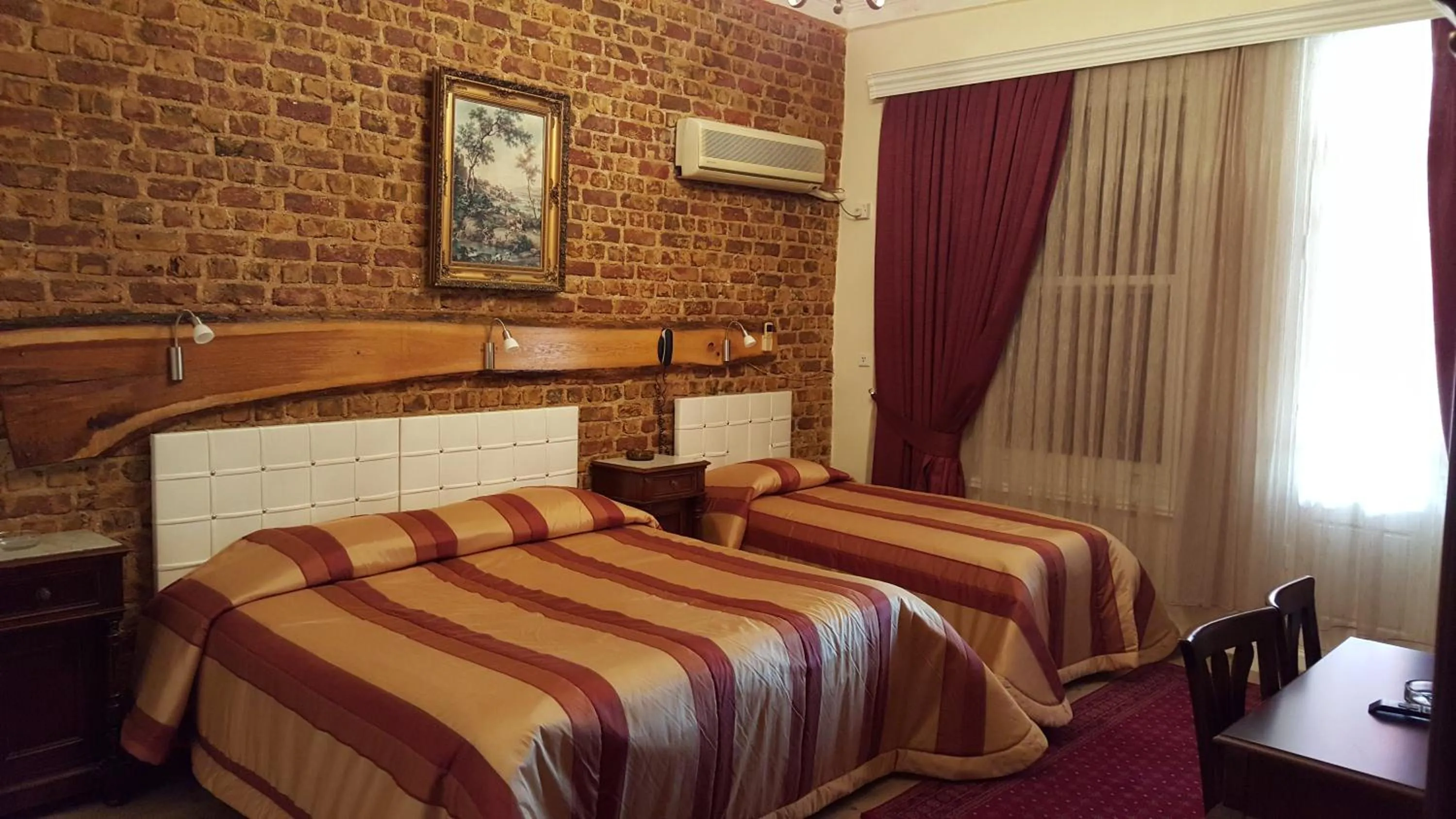 Bedroom, Bed in Yeşilköy Airport Hotel