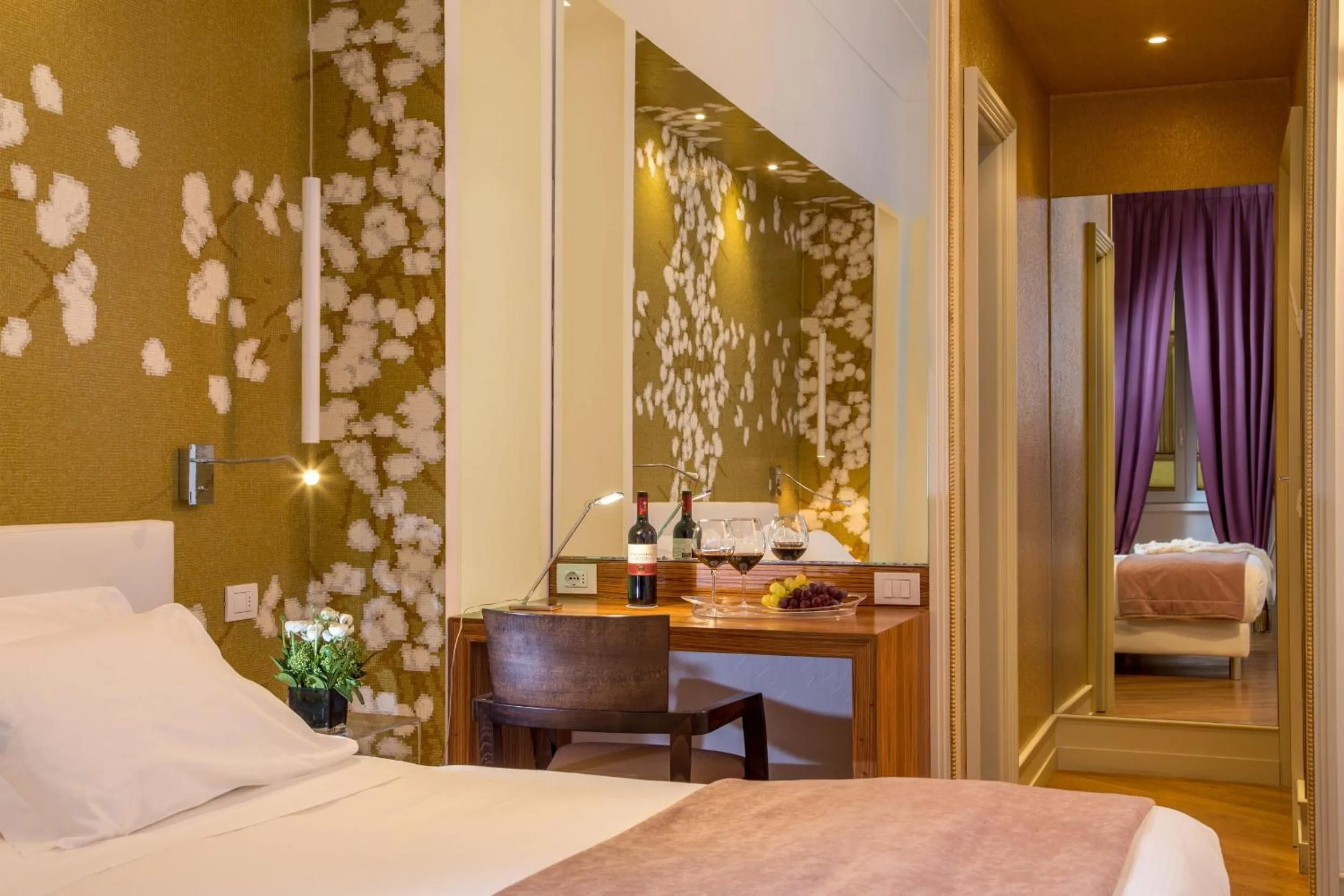 Bedroom, Bed in Sweet Vatican