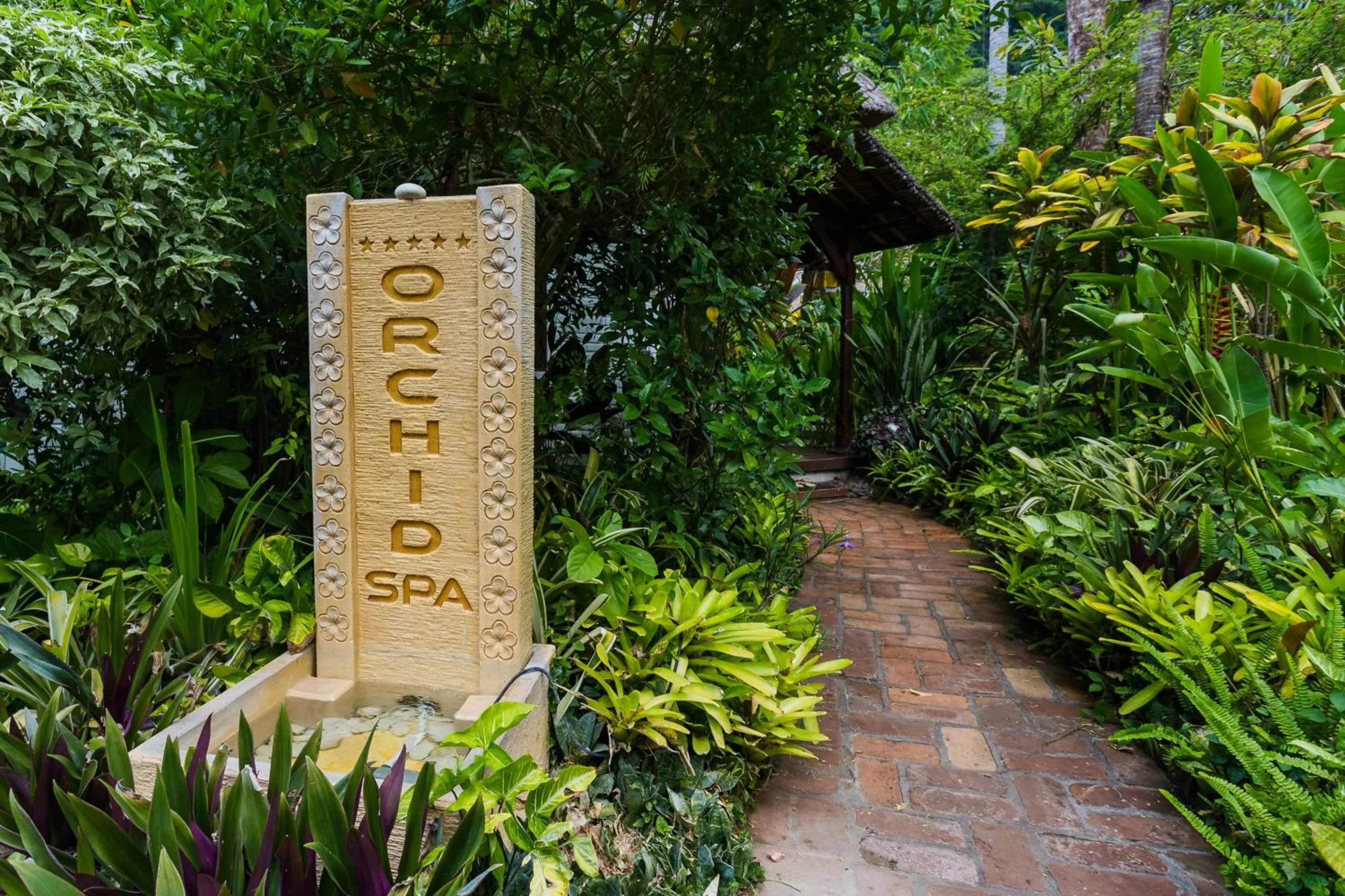 Garden view in The Water Garden Hotel