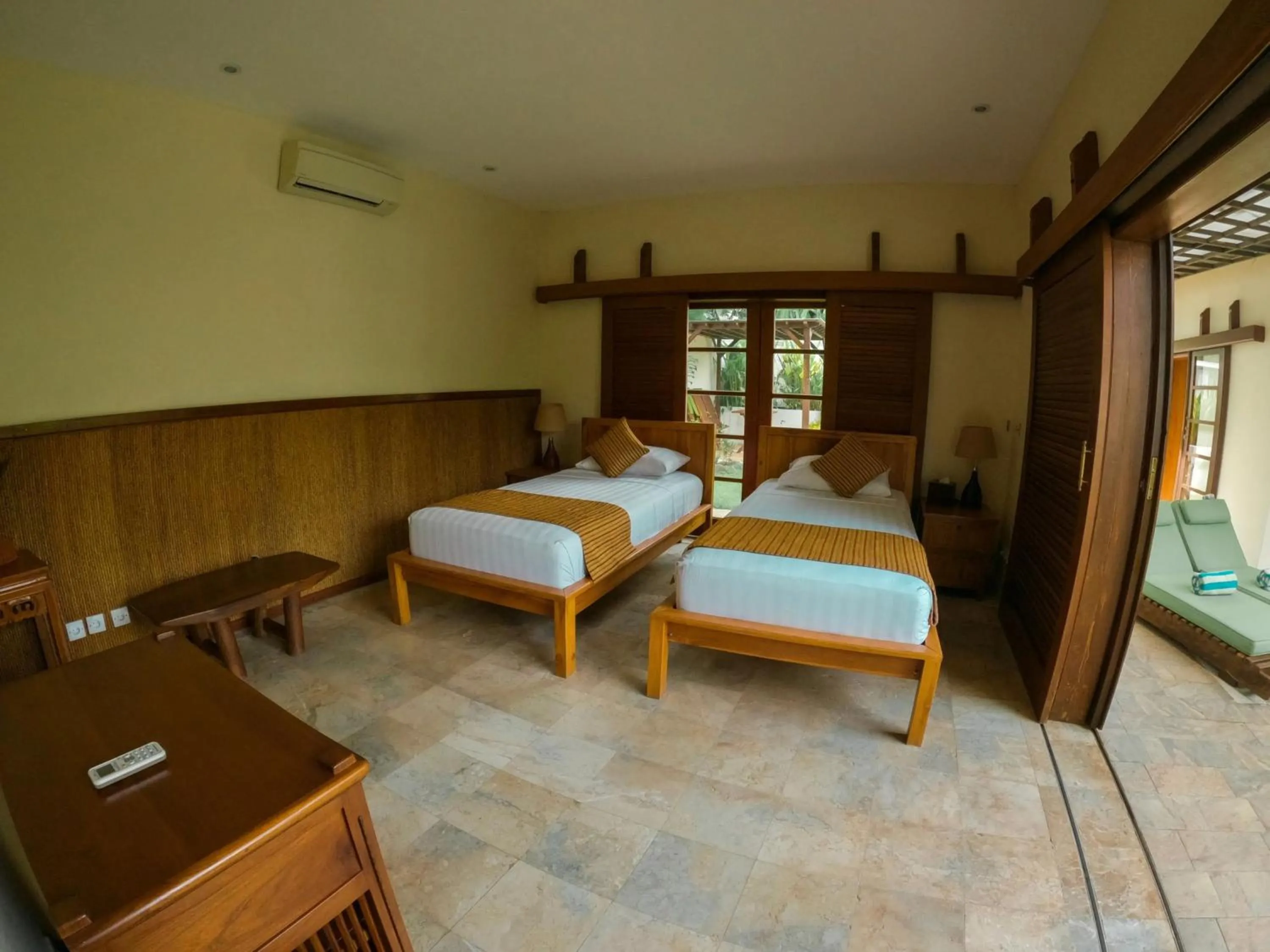 Bedroom, Bed in The Water Garden Hotel