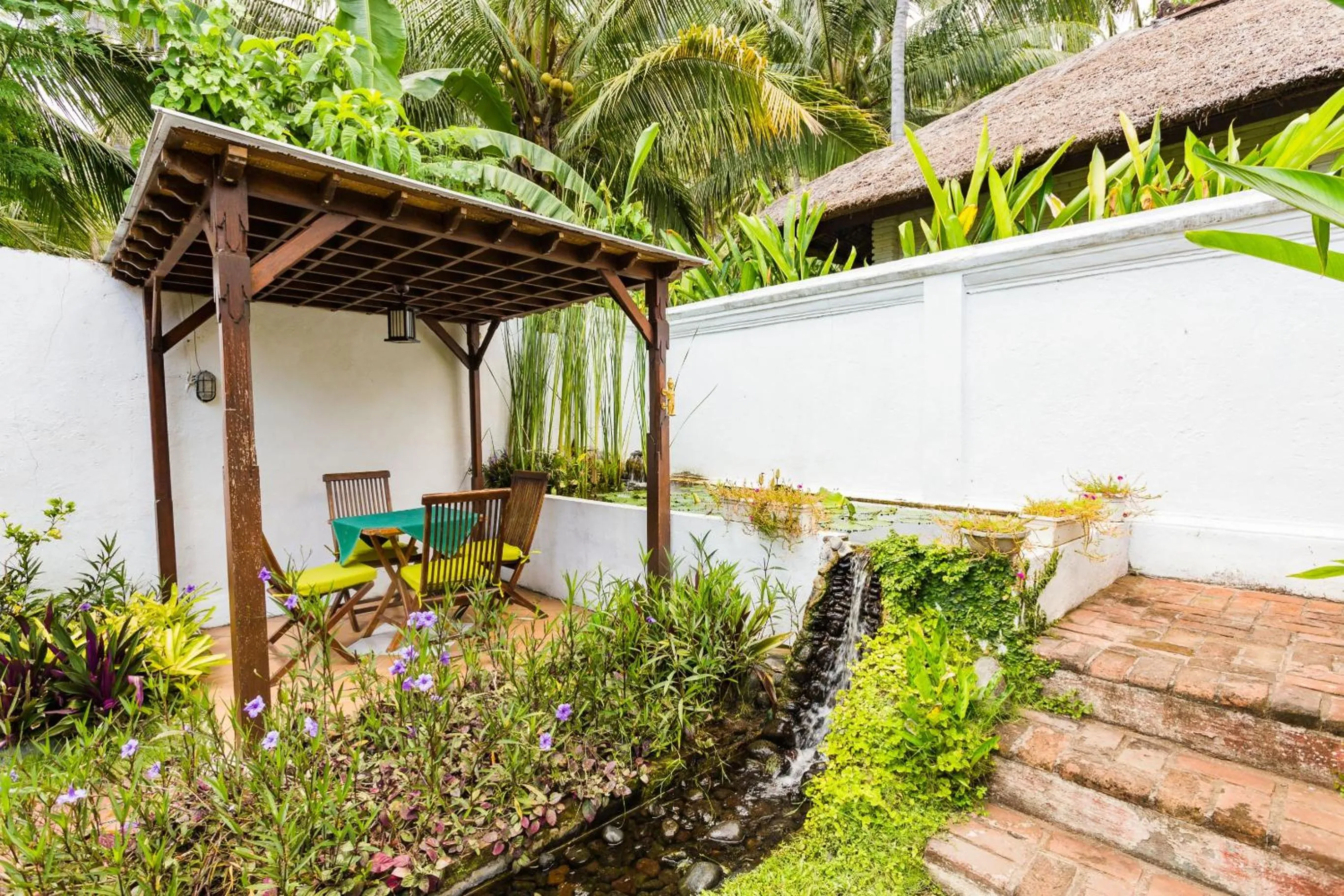 Garden in The Water Garden Hotel