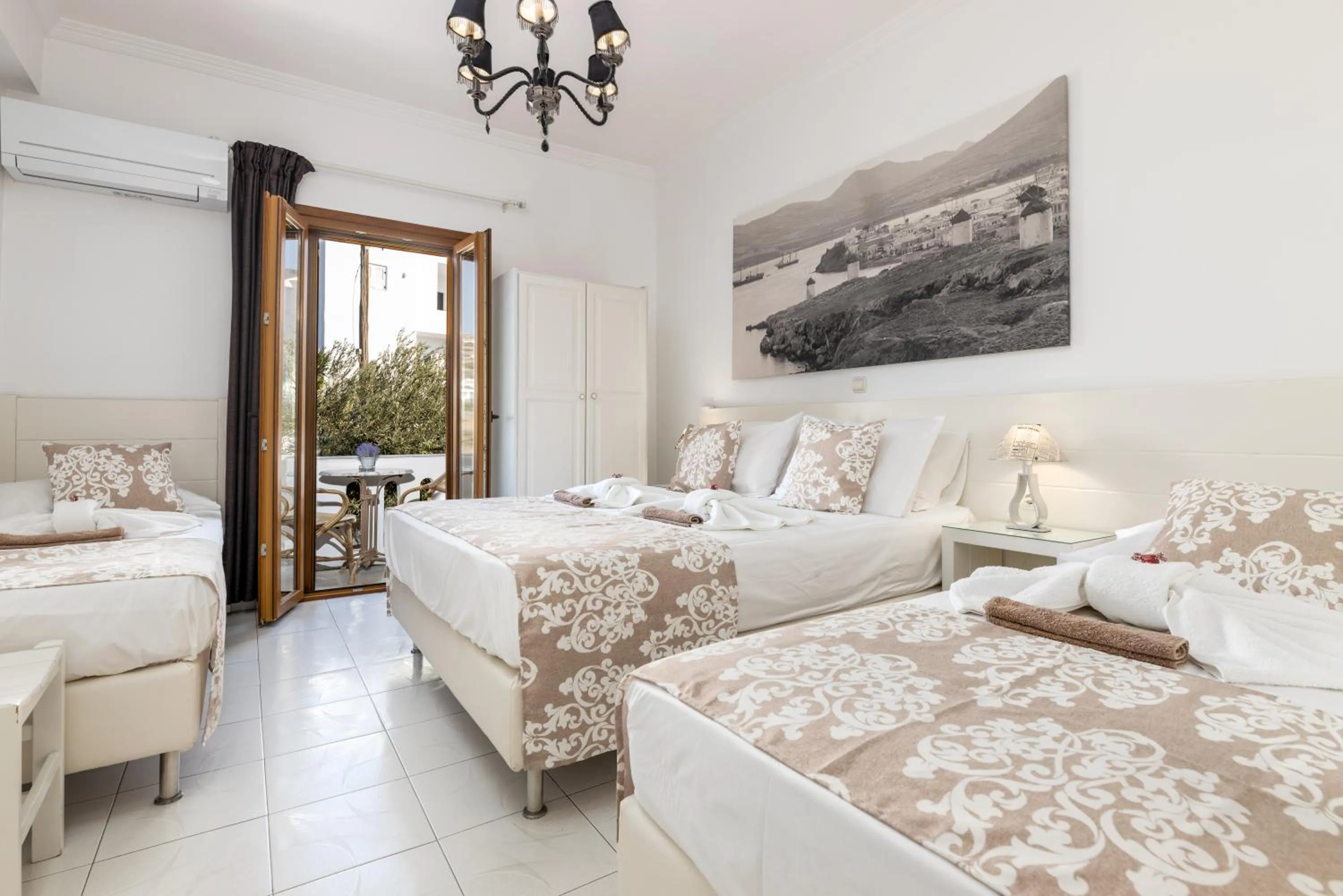 Bedroom, Bed in Panos Luxury Studios