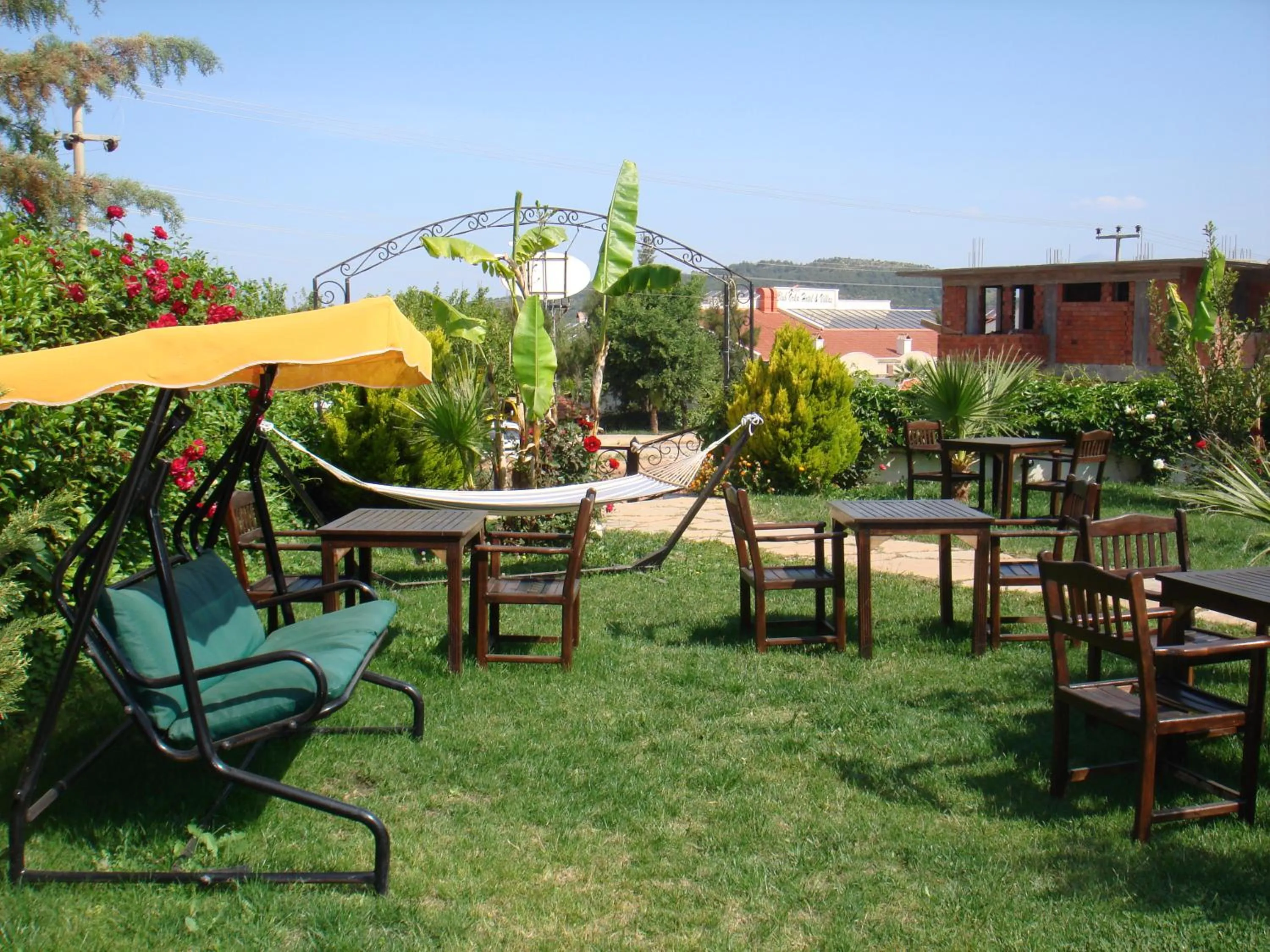 Garden in Ant Apart Hotel