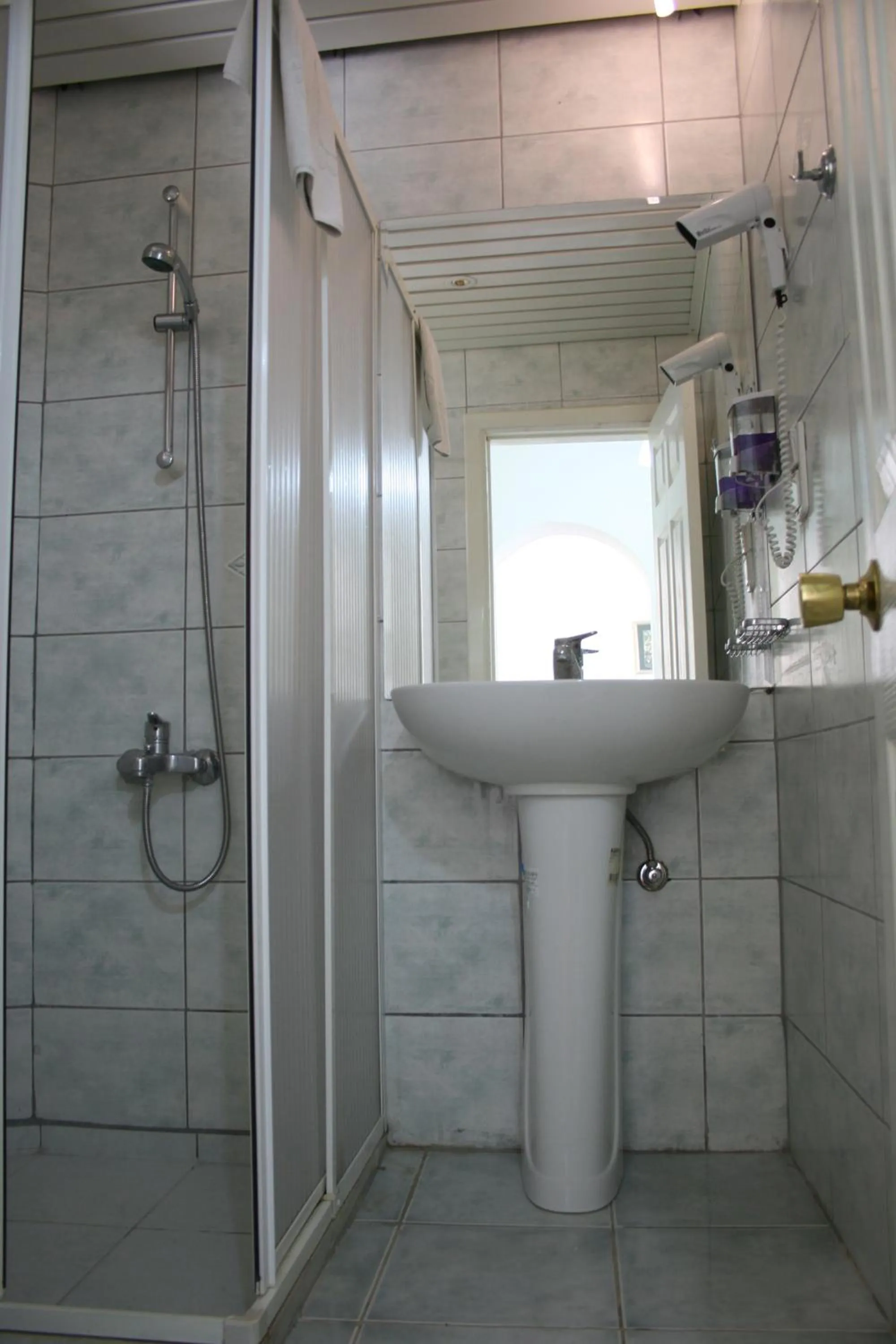 Bathroom in Ant Apart Hotel