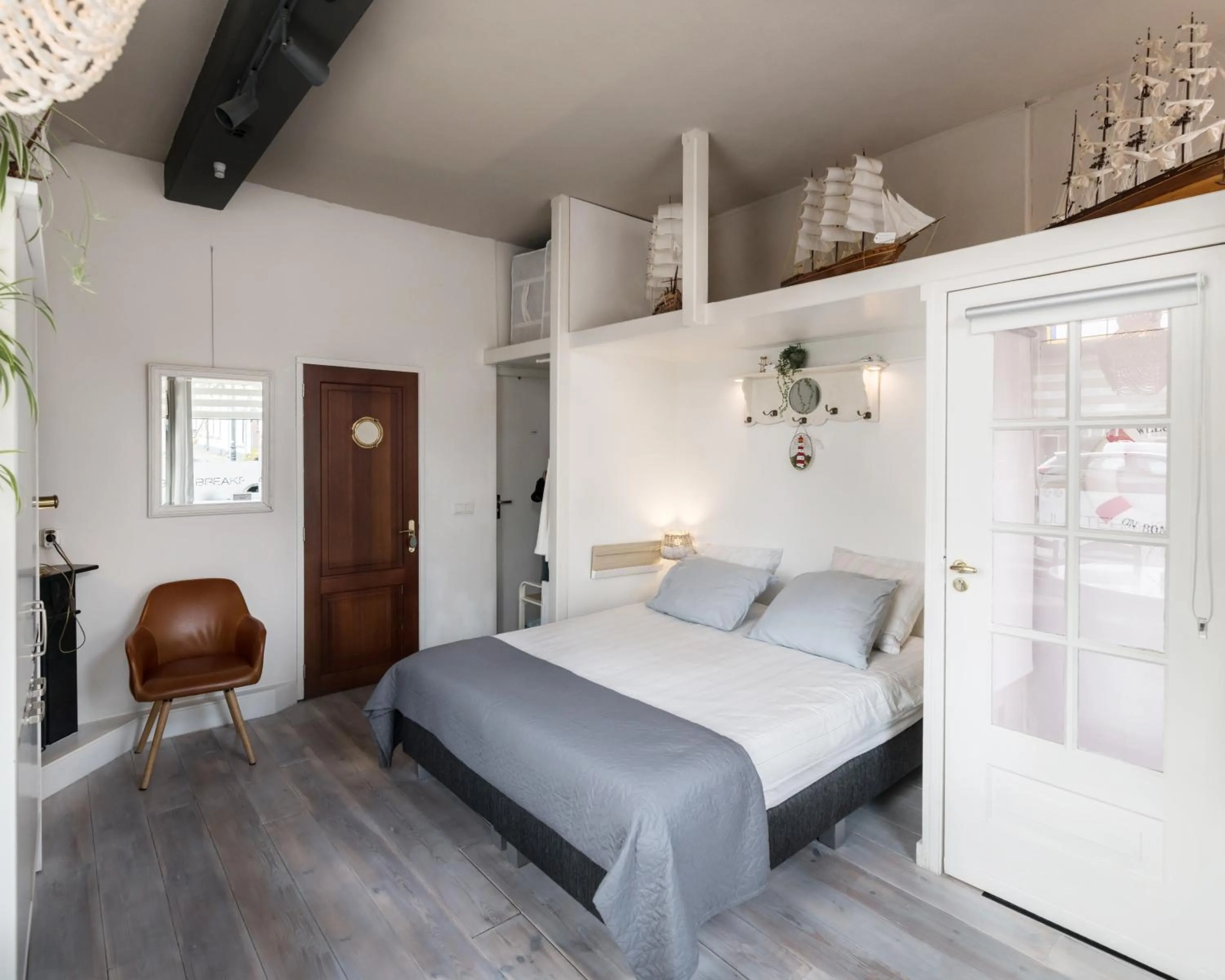 Bed in De Juttershoek Centrum