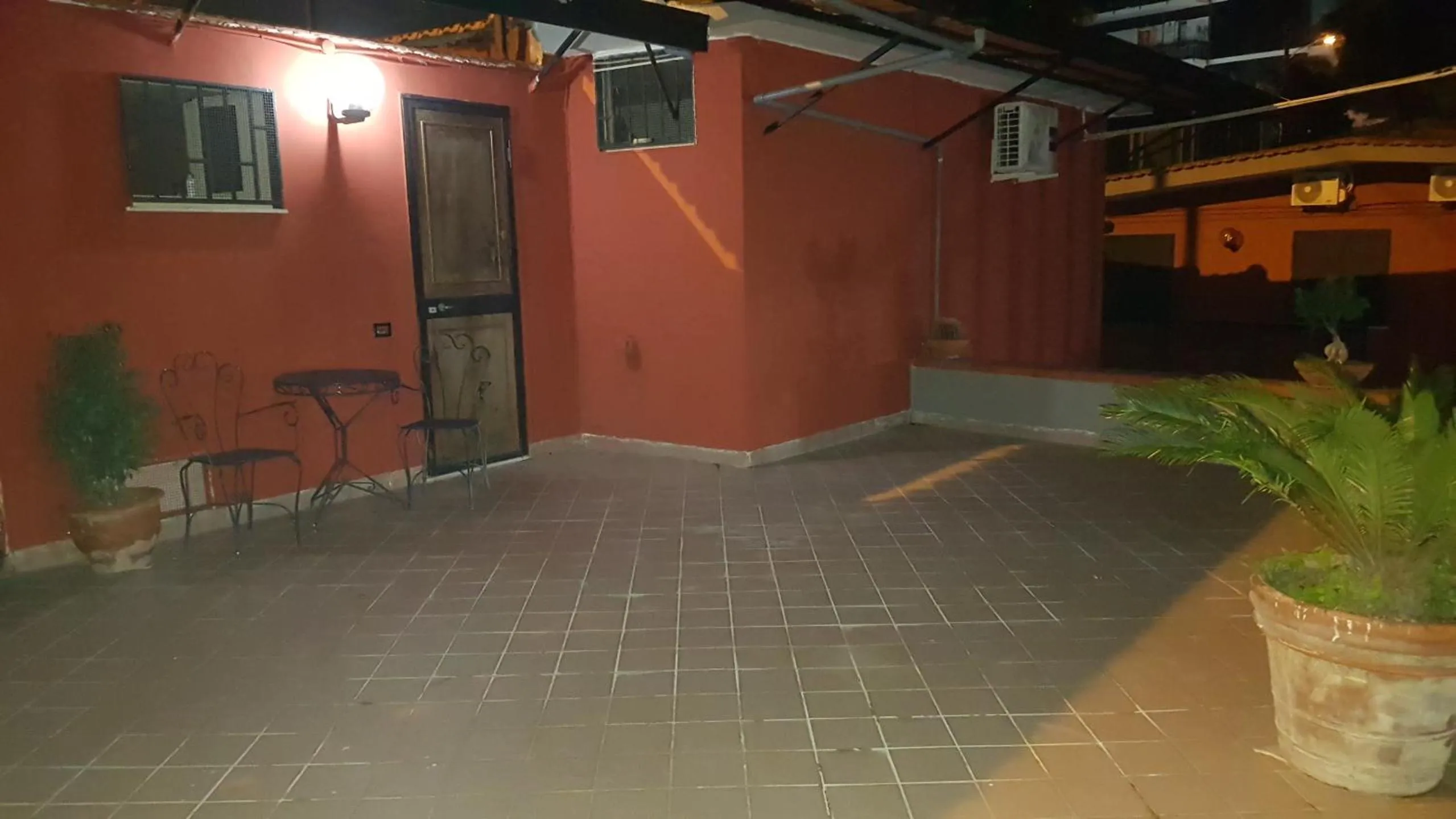 Patio in Bed & Breakfast Neapolis