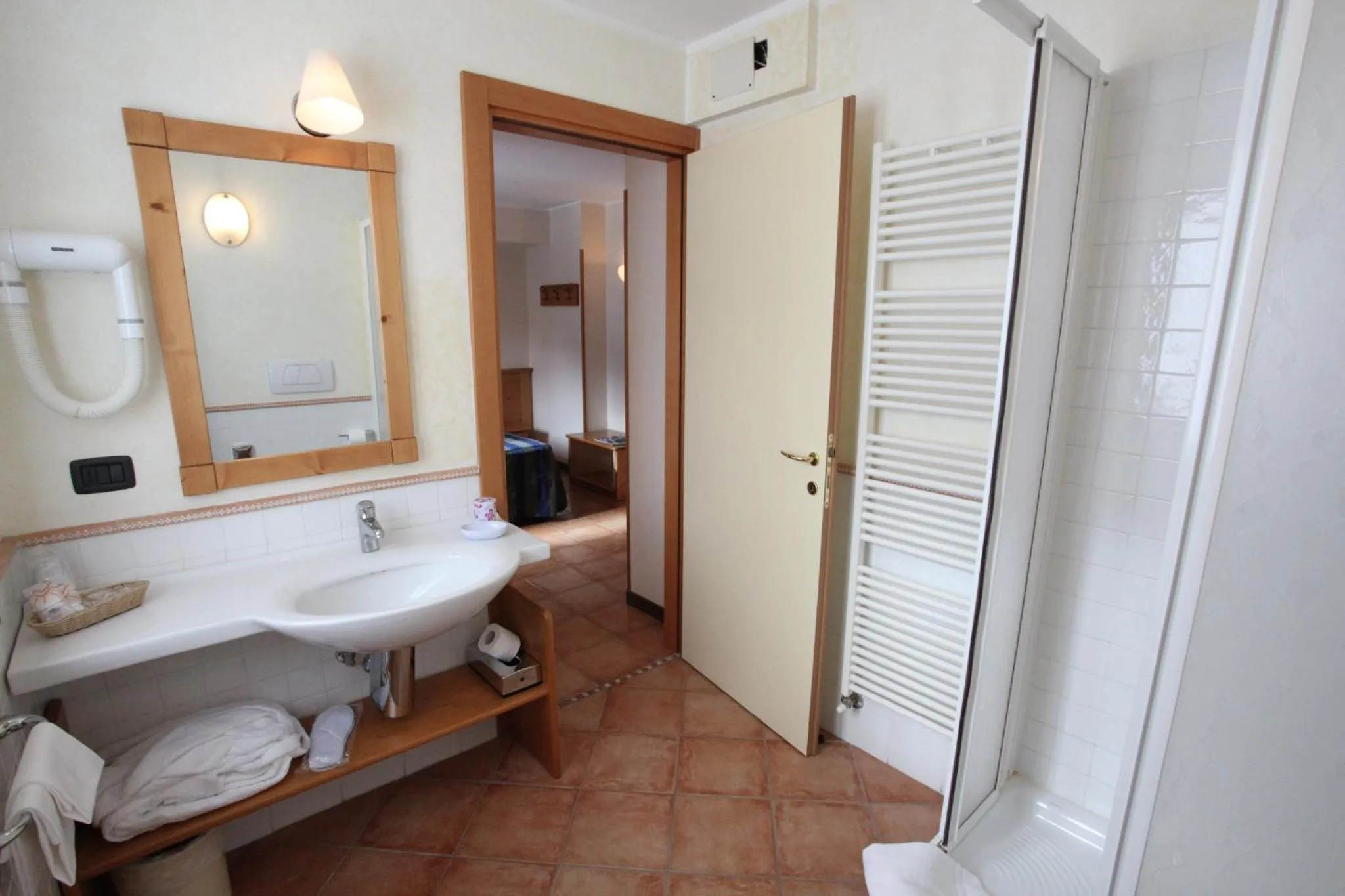 Bathroom in Hotel Alpechiara