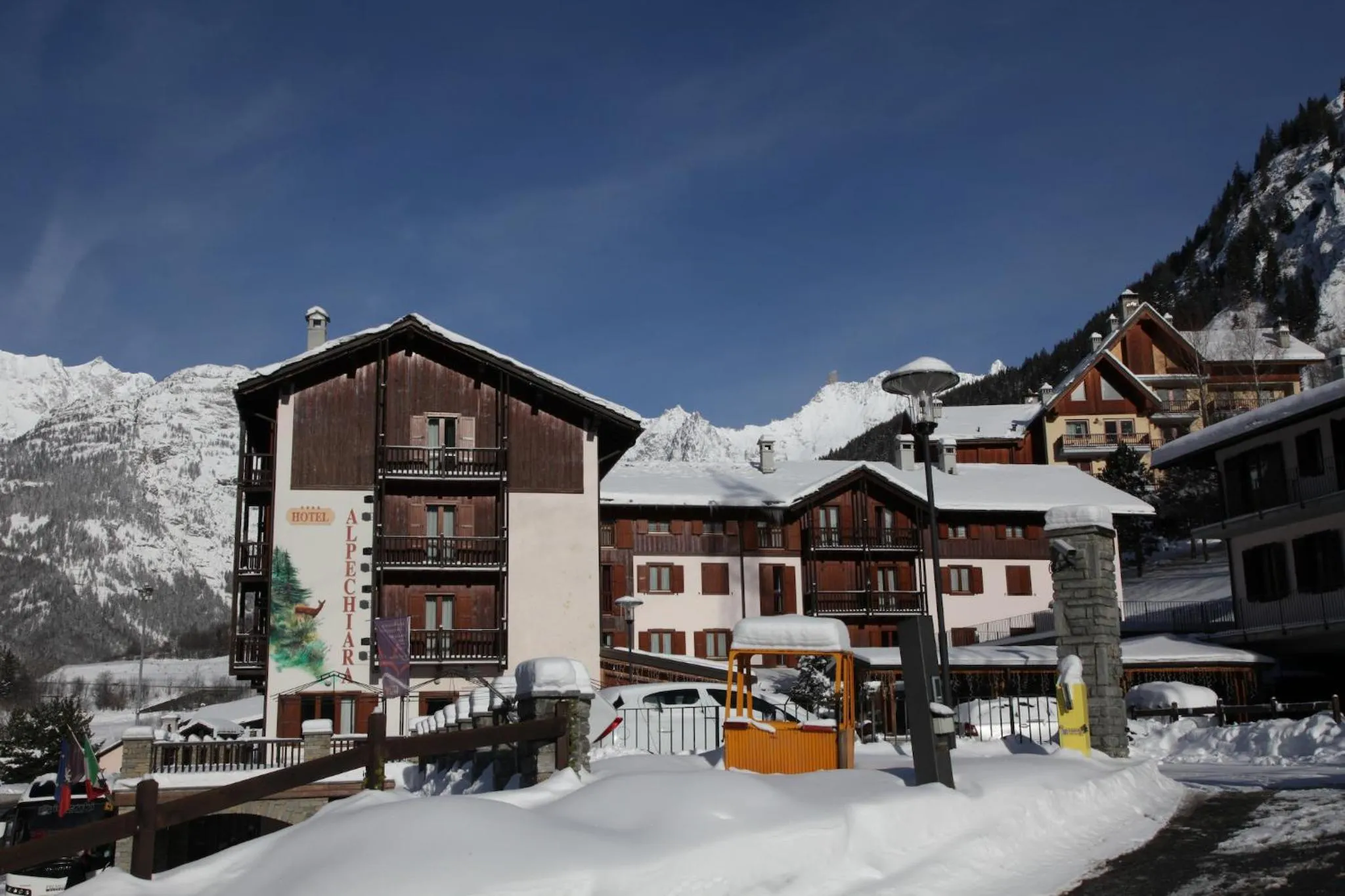 Facade/entrance in Hotel Alpechiara