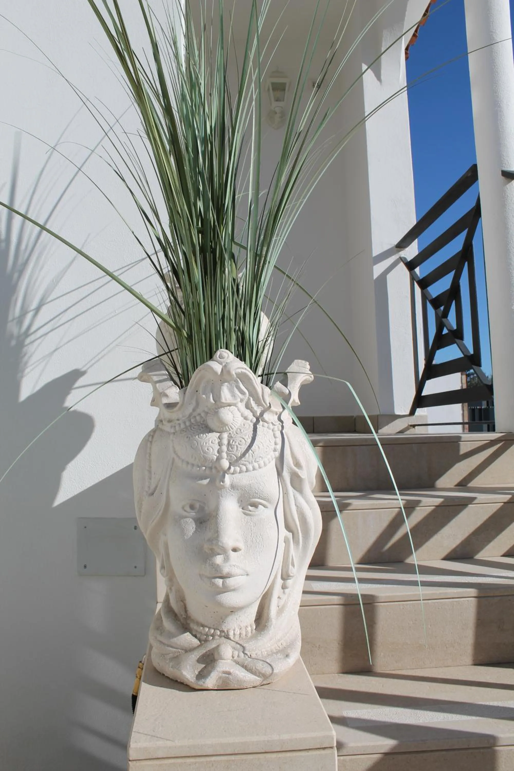 furniture in Villa Ettore