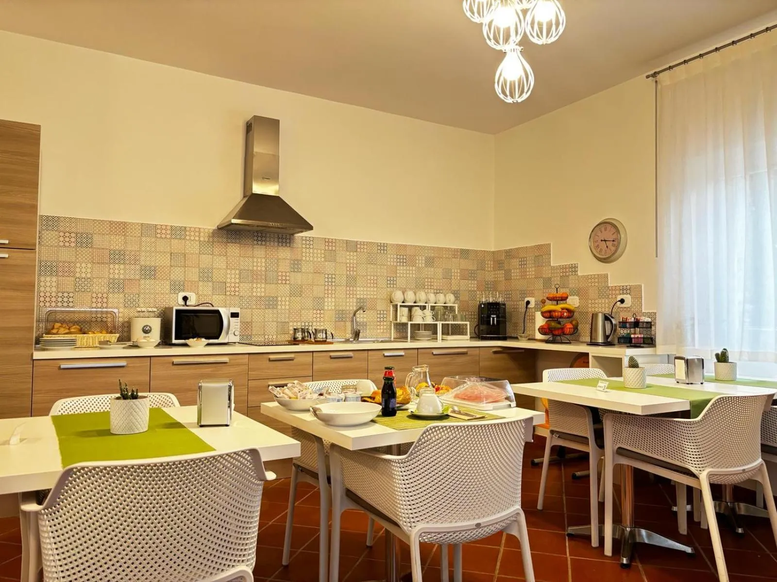 Kitchen or kitchenette in La Nuova Dimora B&B